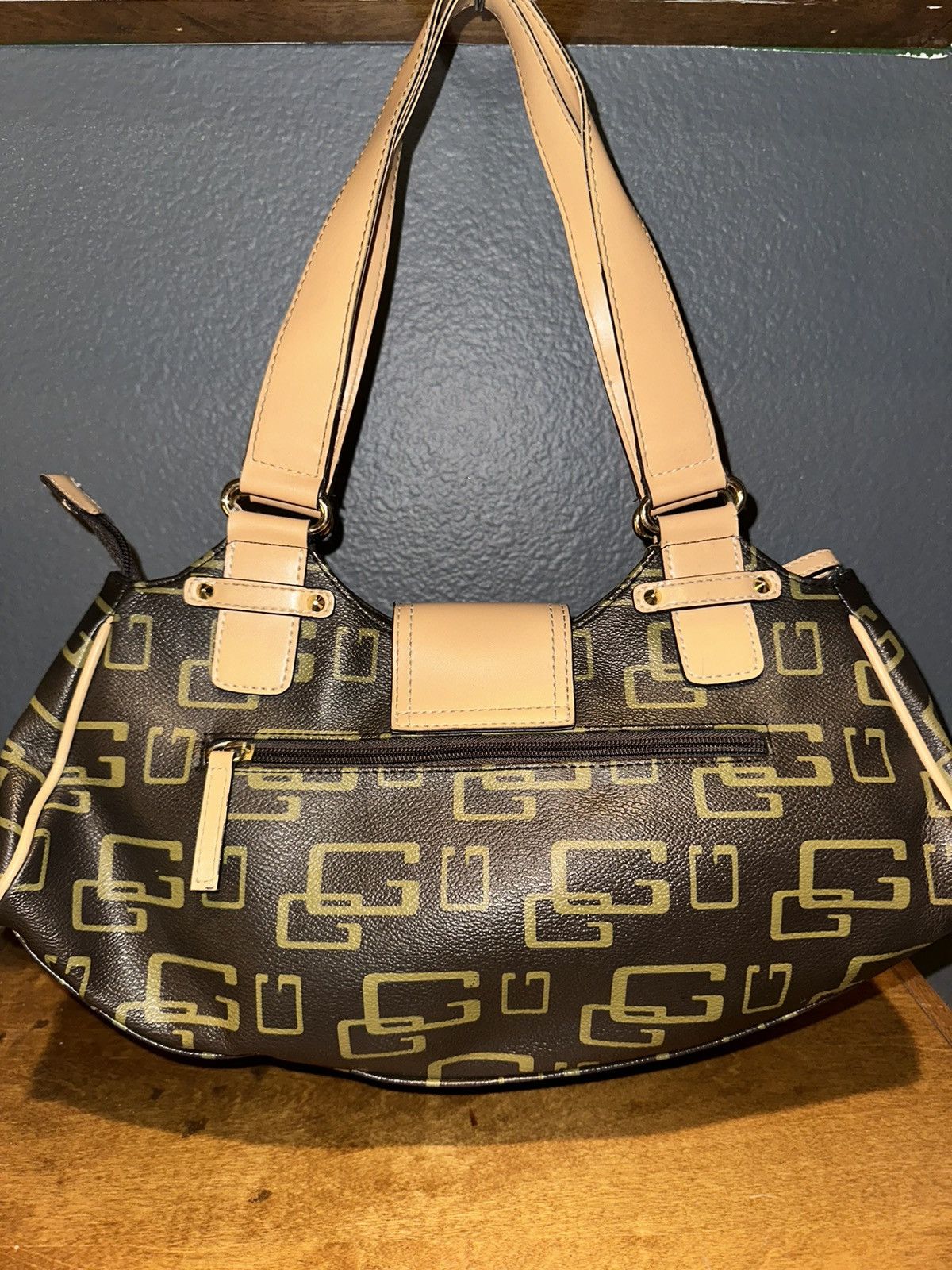 Guess Guess Monogram Y2K 2000’s Vintage Shoulder Handbag Purse Size ONE SIZE - 2 Thumbnail