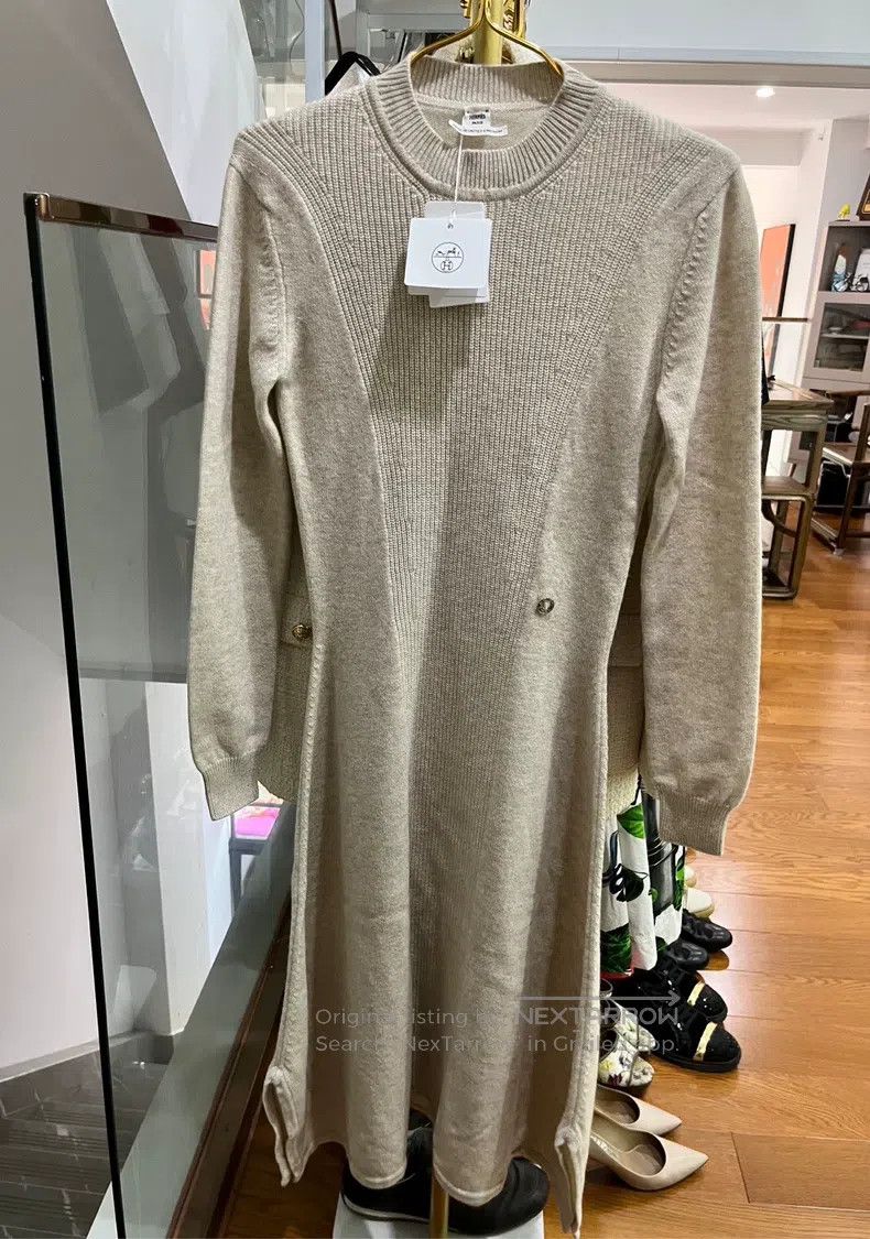 Hermes Hermes Women's solid color round neck knit mid-length long Size XXS / US 00 / IT 34 - 2 Thumbnail