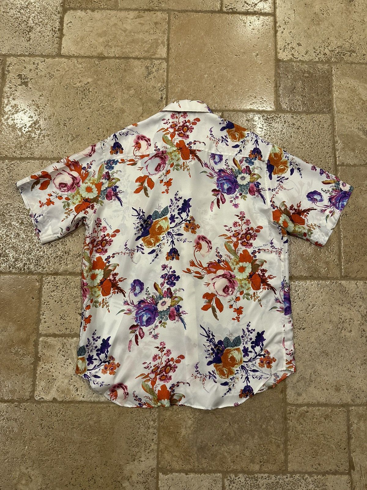 Dior Dior x Kaws Kim Jones Silk Floral Button Up Bee Logo Shirt Size US M / EU 48-50 / 2 - 9 Thumbnail