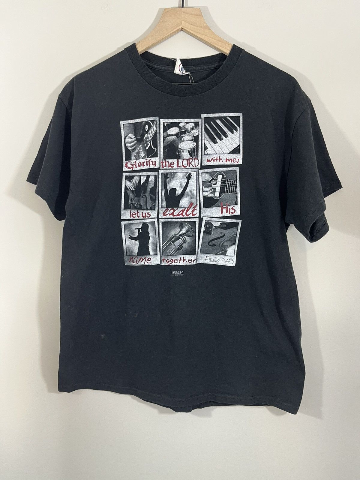 Vintage Faded Bible Quote Polaroid Graphic Distressed Tee Size US M / EU 48-50 / 2 - 2 Thumbnail