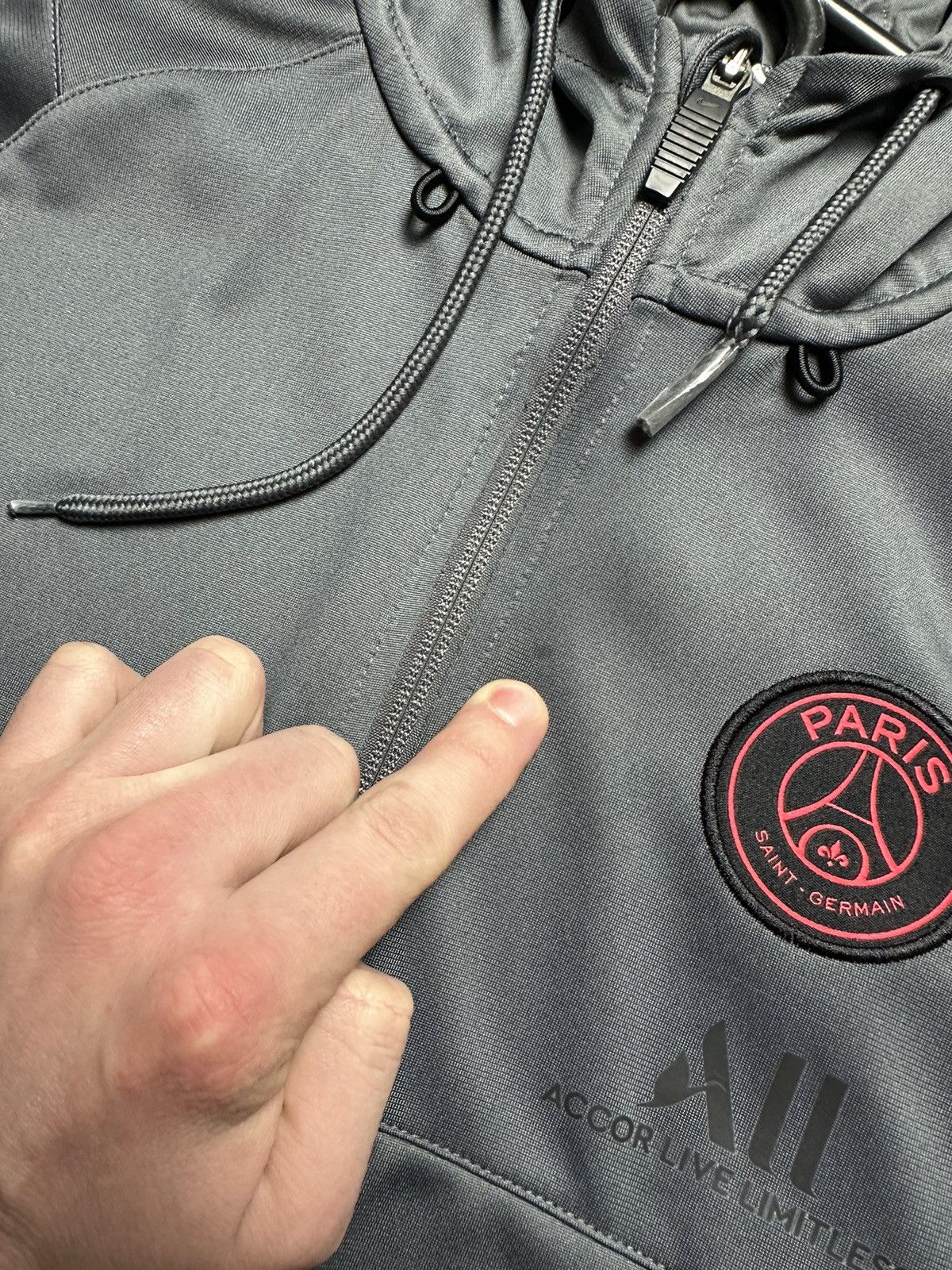 Nike × Vintage Vintage Nike Paris PSG soccer tracksuit size Xs logo Size US XS / EU 42 / 0 - 5 Thumbnail