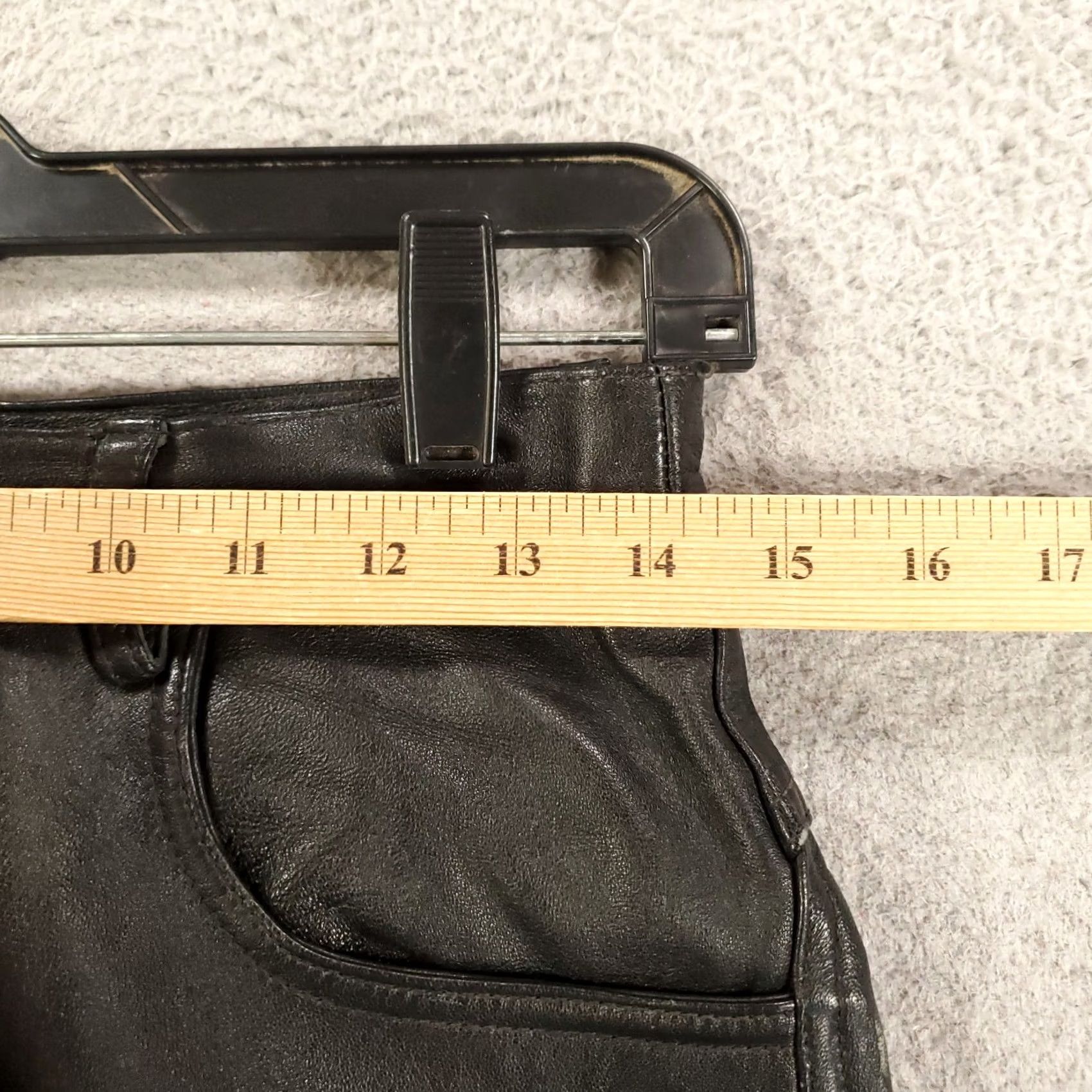 Vintage VINTAGE Hugo Buscati Leather Pants Womens Size 8 Black Slim Straight High Rise 33 Inseam Pockets Zipper Dry Clean Only Fashion Designer 90s/Planner? Size 30" / US 8 / IT 44 - 2 Thumbnail