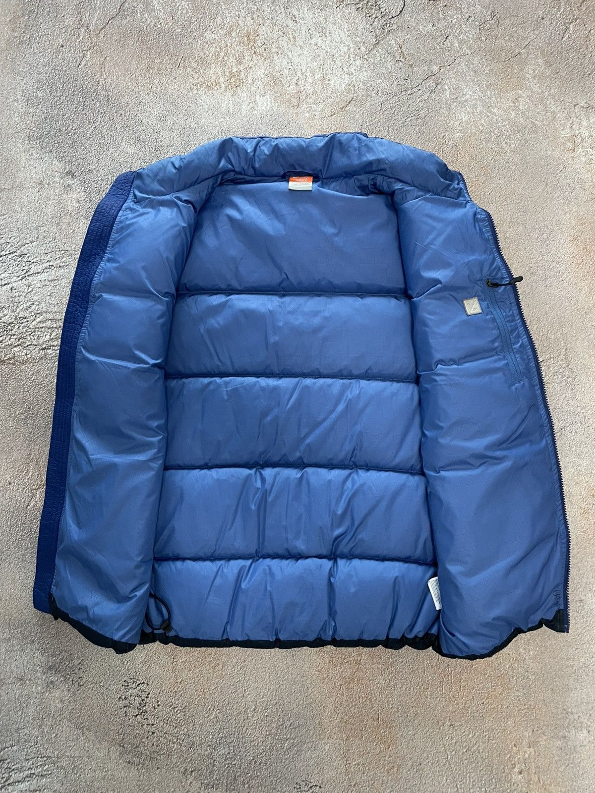 Nike Vintage Nike Small Swoosh Nylon Puffer Vest Size US L / EU 52-54 / 3 - 5 Thumbnail