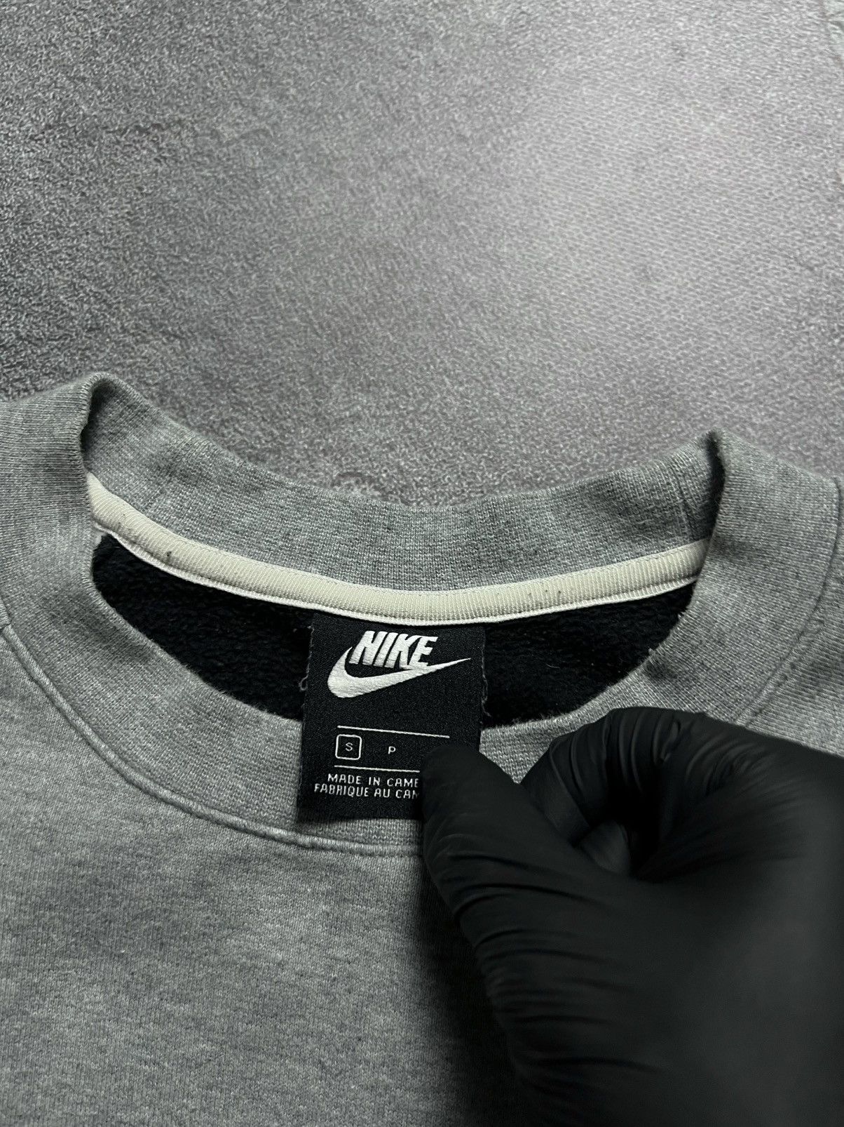 Nike Vintage Nike Big Swoosh Striped Sweatshirt Side Stripe M Size US M / EU 48-50 / 2 - 6 Thumbnail