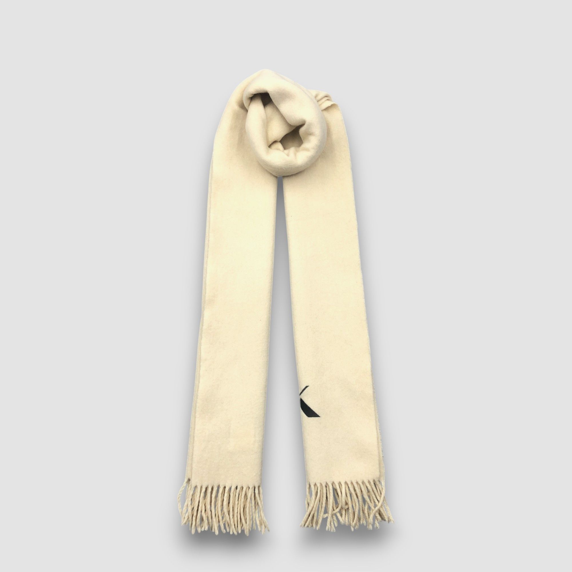 Krizia Uomo Vintage Krizia Scarf Muffler Wool Winter Fringe Scarves Size ONE SIZE - 1 Thumbnail
