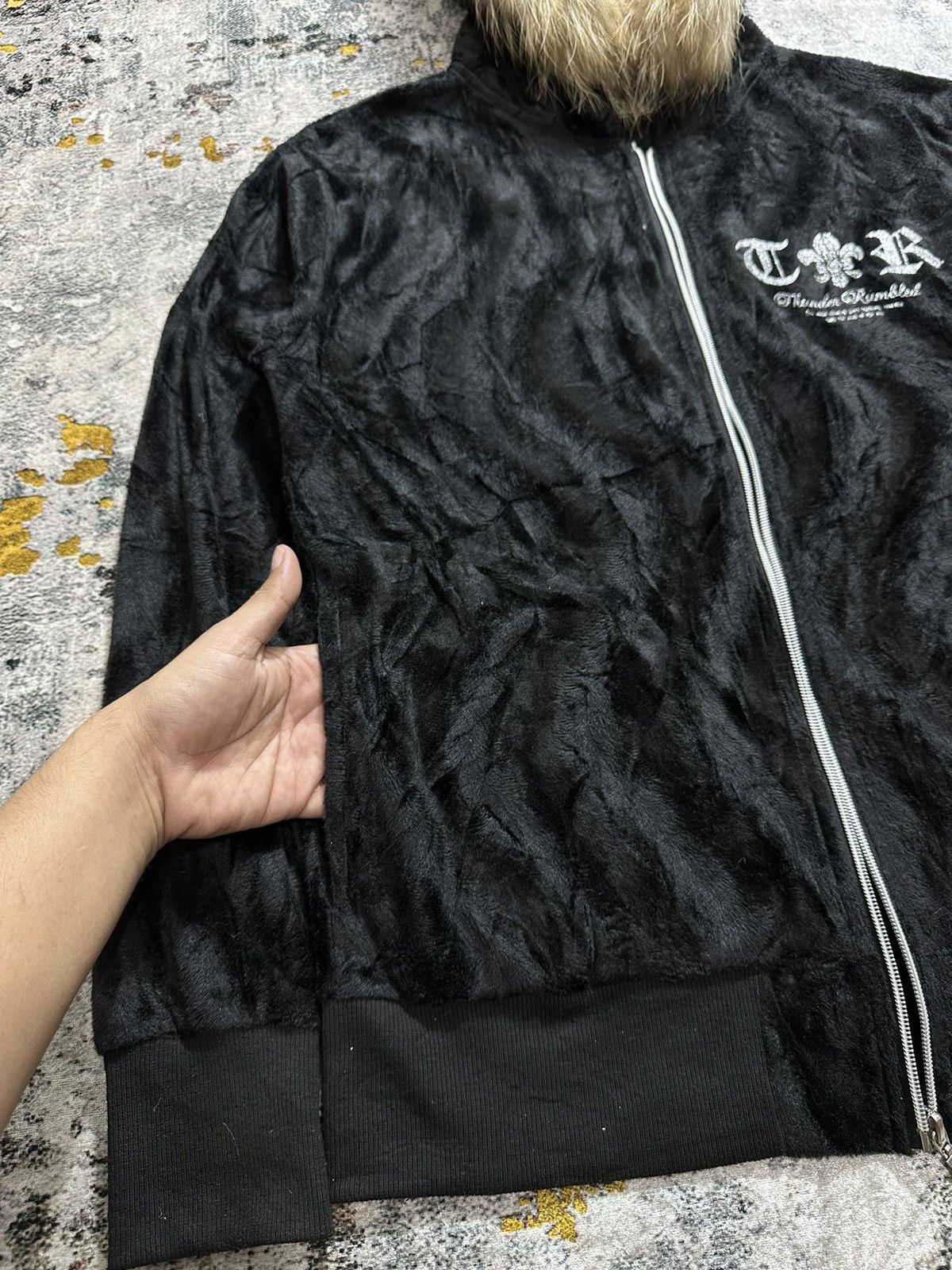 Beauty Beast AHEAD CLASH VELVET WAVY FUR ZIP HOODIE CH IFSIX LGB STYLE Size US L / EU 52-54 / 3 - 6 Thumbnail