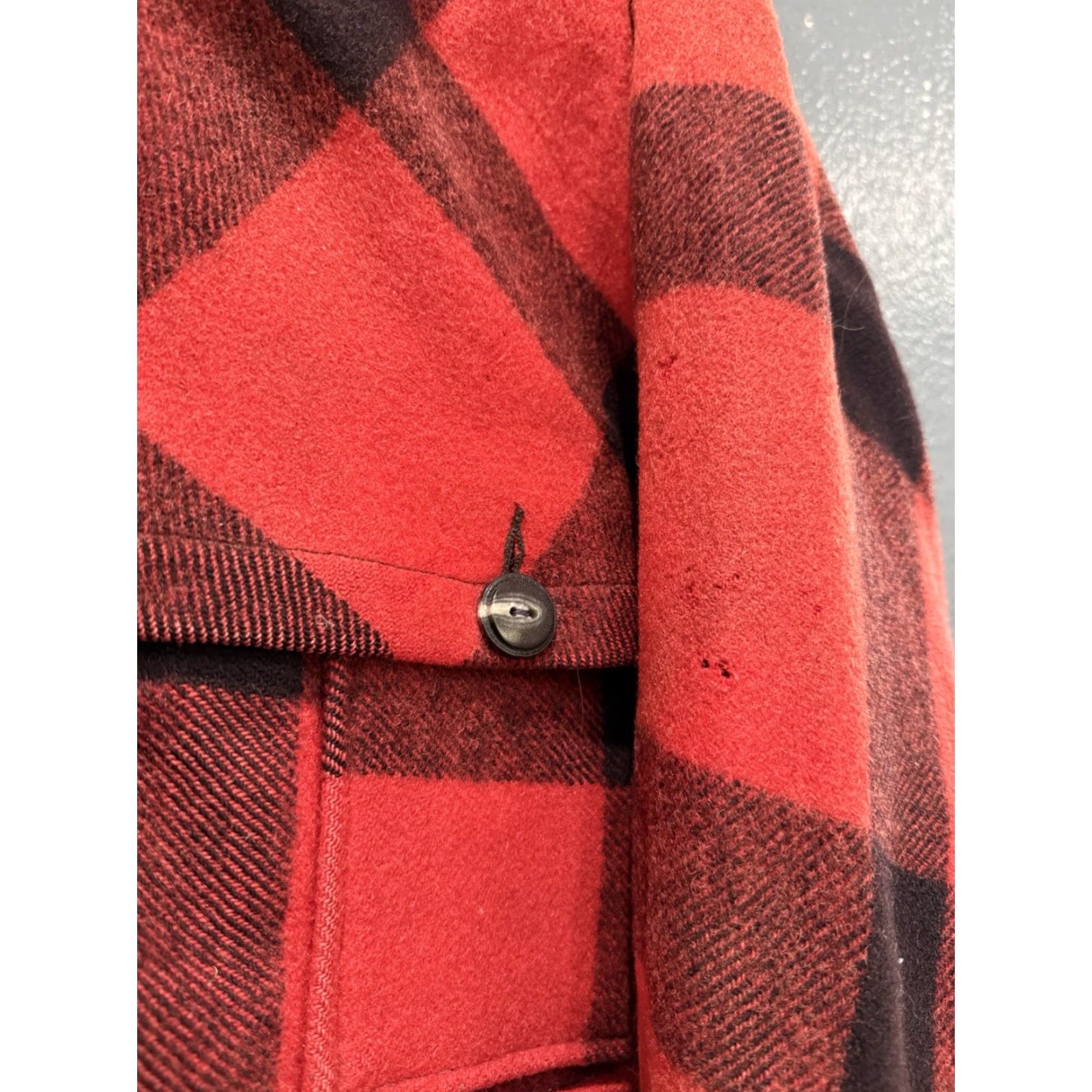 Eddie Bauer VINTAGE Eddie Bauer Jacket Wool Plaid Mackinaw Cruiser Hunting Red XL Mens 80s Size US XL / EU 56 / 4 - 5 Thumbnail