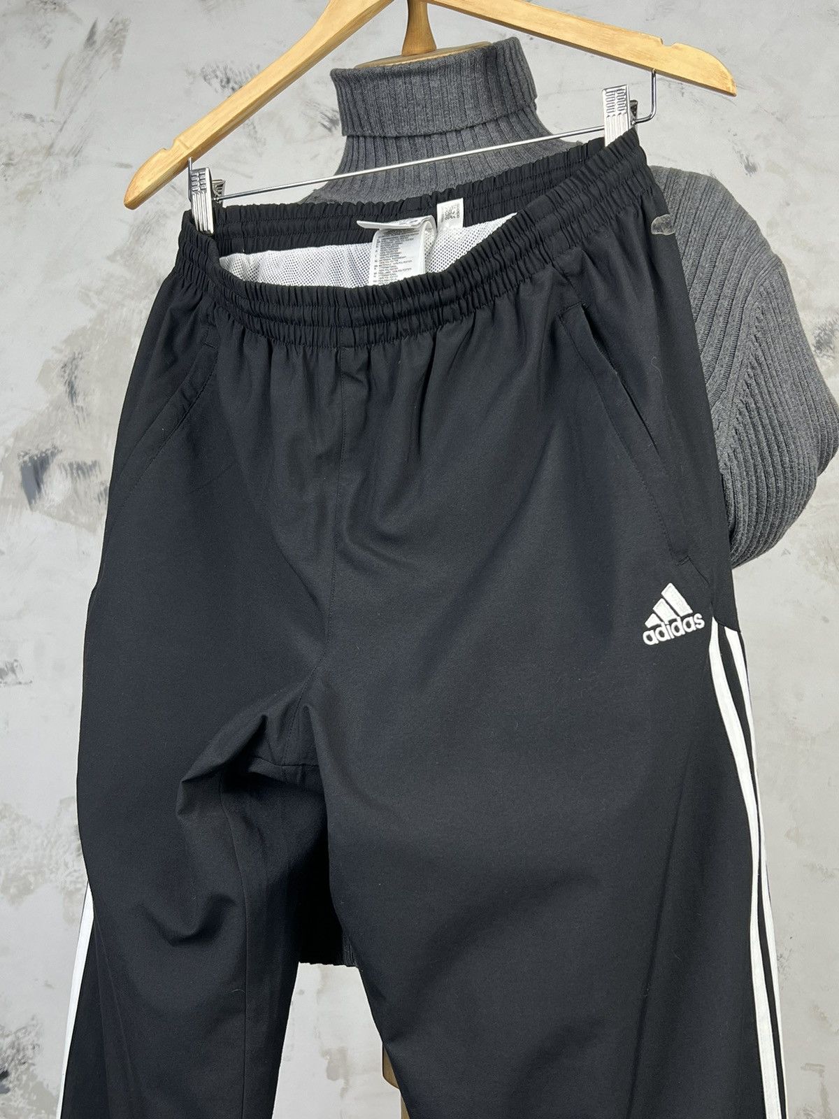 Adidas Vintage Adidas Track Suit Jacket Pants Size 42/44 L - XL Size US L / EU 52-54 / 3 - 15 Thumbnail