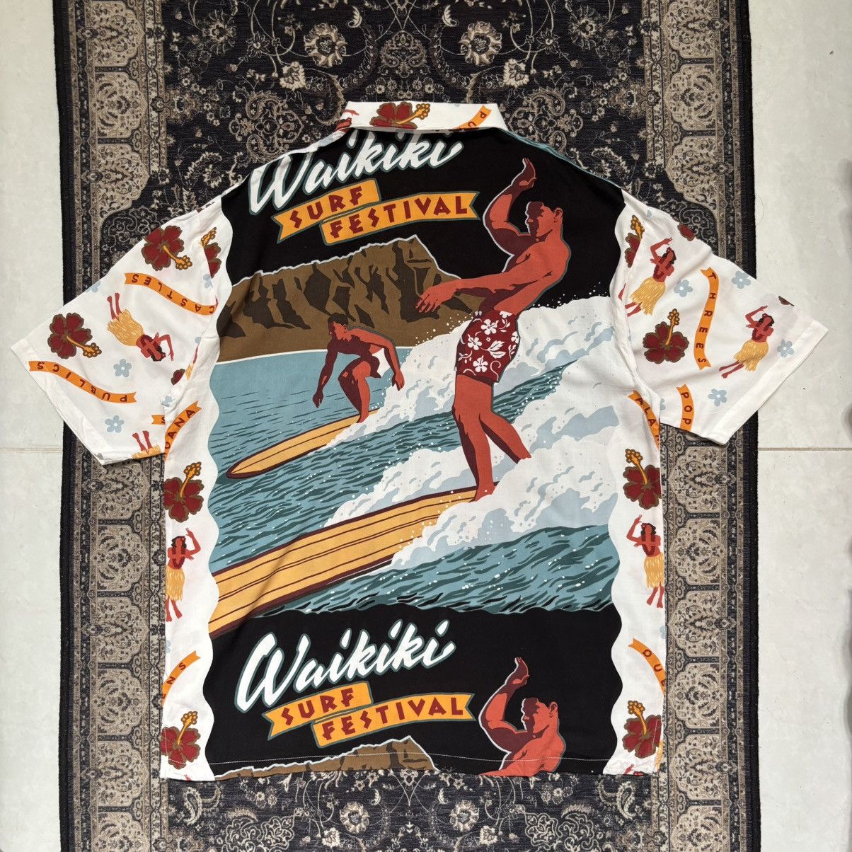 Japanese Brand Vintage Hawaiian Style Waikiki Surf Festival All Over Print Size US L / EU 52-54 / 3 - 6 Thumbnail