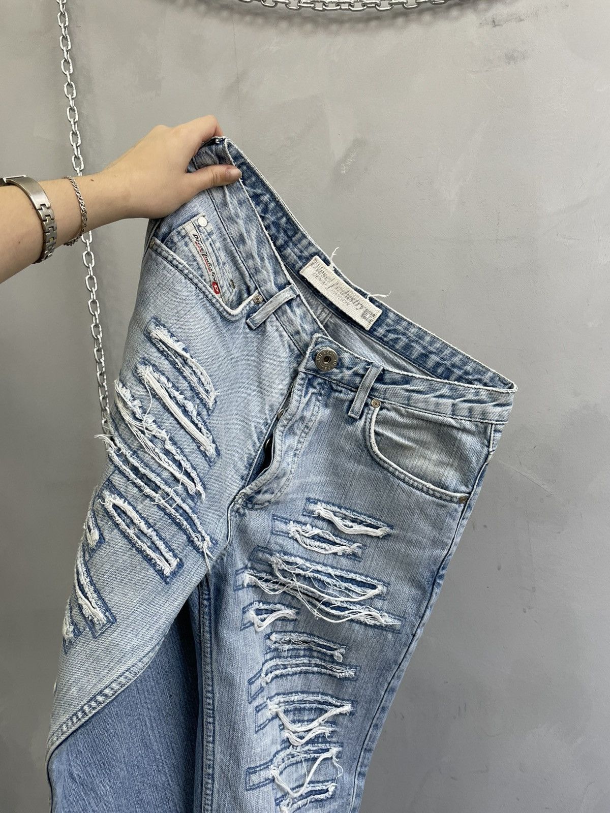 Diesel Diesel flared distressed jeans pants y2k style hype Size US 32 / EU 48 - 13 Thumbnail