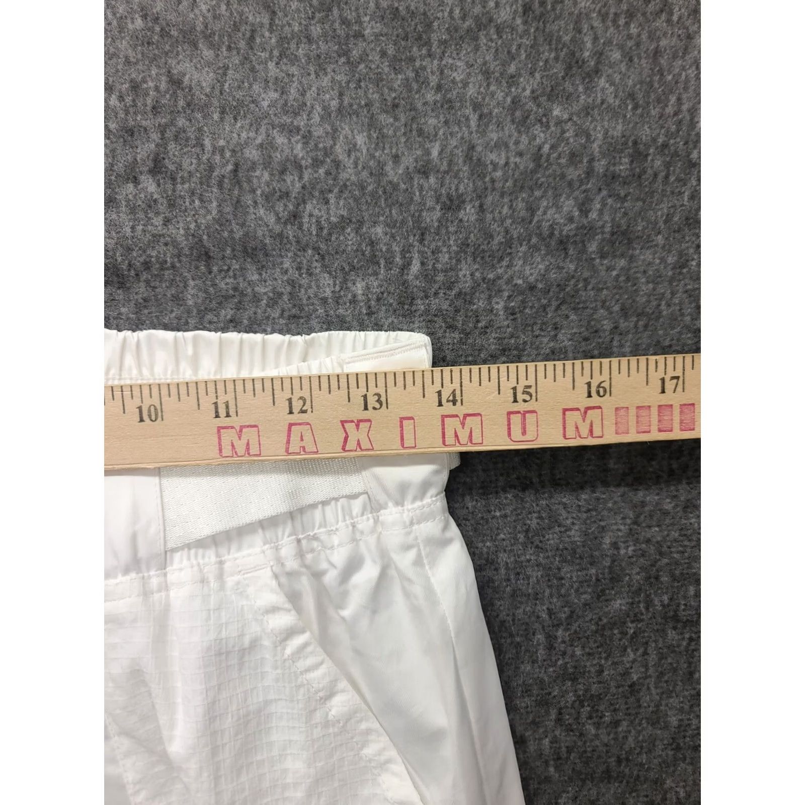 Nike Nike Womens S Joggers Tapered Leg Relaxed Fit Swoosh Lightweight Athleisure Pants White Size 28" / US 6 / IT 42 - 3 Thumbnail