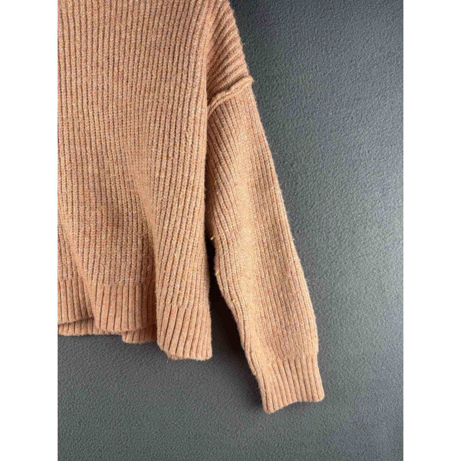 American Eagle Outfitters Vintage American Eagle Outfitters L Wool Blend Sweater Pink Size L / US 10 / IT 46 - 2 Thumbnail