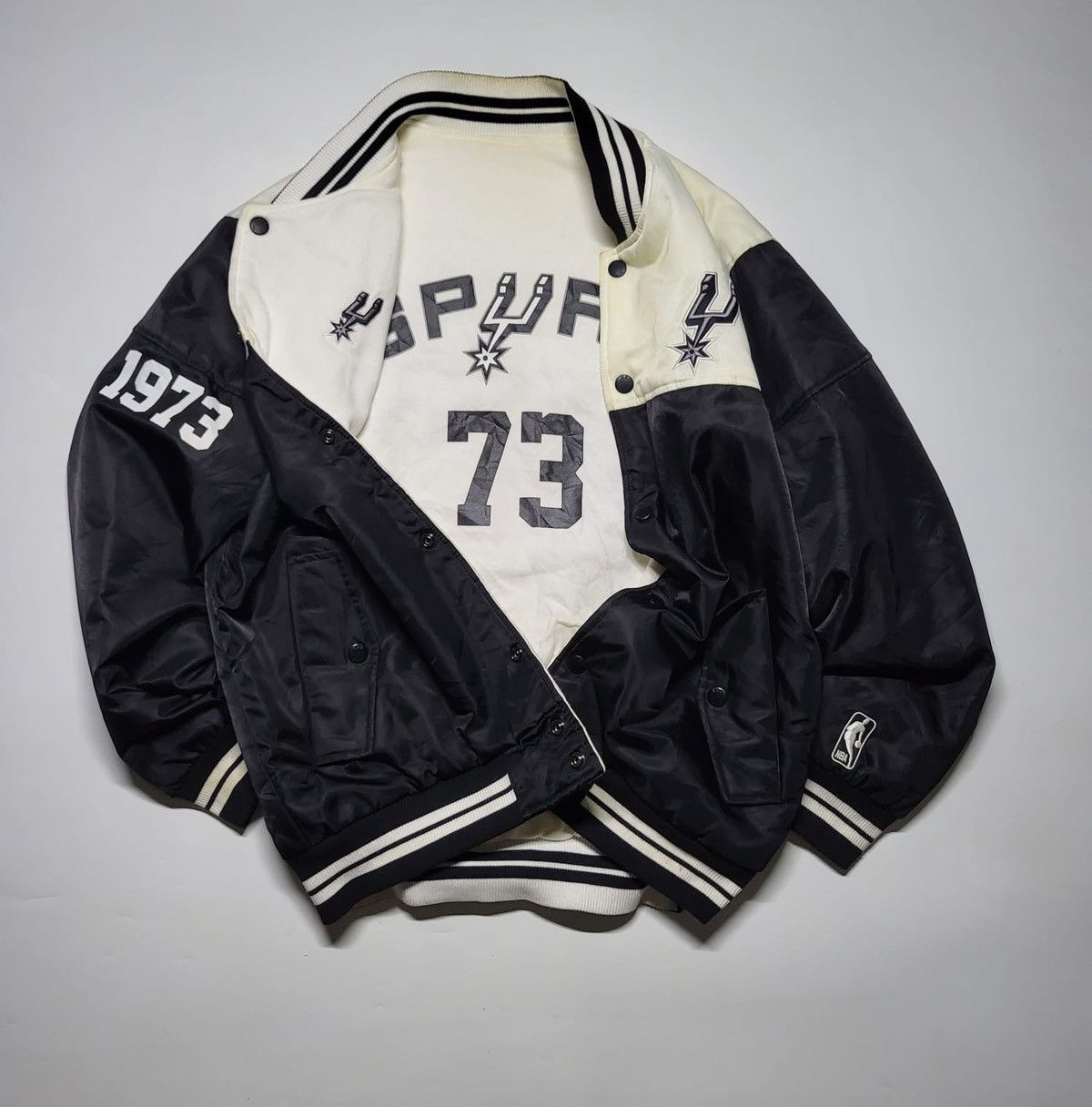 NBA × Vintage Varsity boomber SPURS NBA Reversible Size US L / EU 52-54 / 3 - 19 Thumbnail