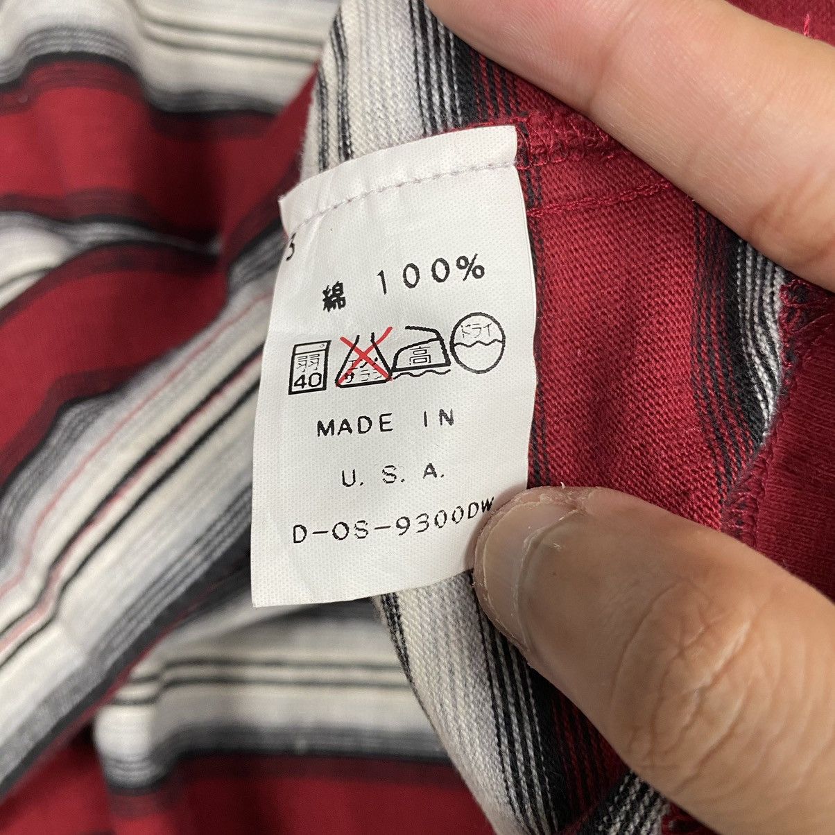 Vintage VINTAGE 90's GORDON & SMITH RED STRIPED TEE SURF SKATE TEE Size US M / EU 48-50 / 2 - 10 Thumbnail