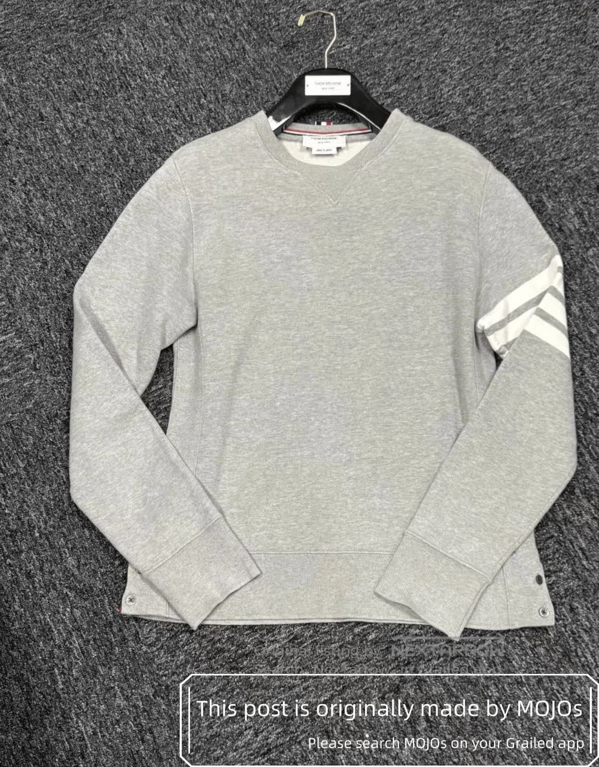 Thom Browne Sz 3 Thom Browne Four White Stripe Sweatshirt. Size US L / EU 52-54 / 3 - 3 Thumbnail