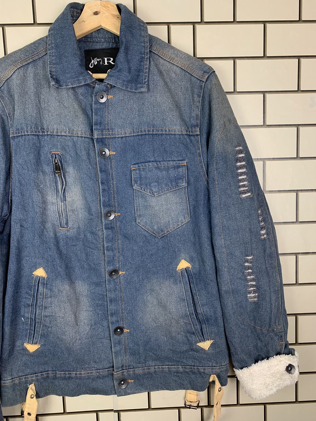 Japanese Brand × Vintage Vintage Japanese Brand Fashion Distressed Denim Jacket Size US L / EU 52-54 / 3 - 5 Thumbnail