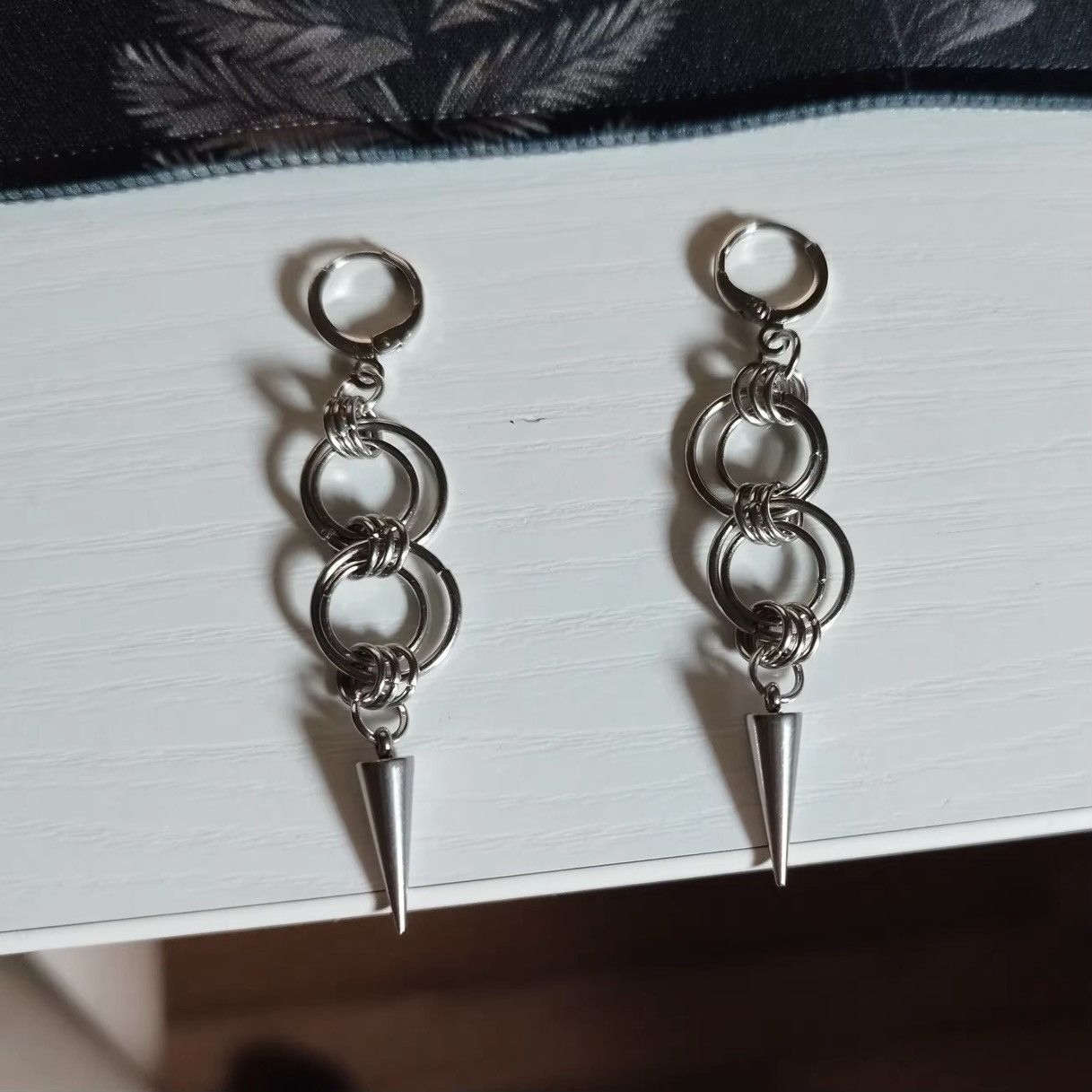Vintage Stitching Hoop Rivet Drop Earring Size ONE SIZE - 2 Thumbnail