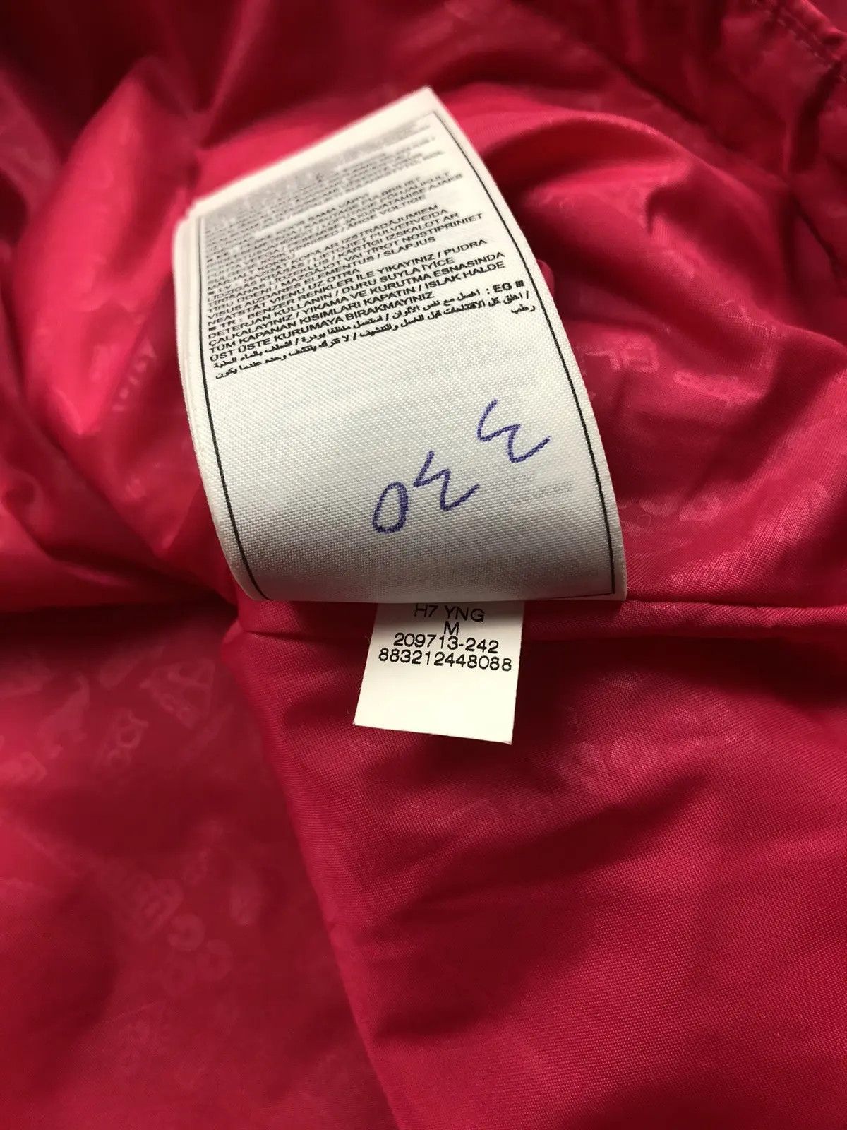 Nike ACG NIKE ACG Monogram Mini Logo Streetwear Sportswear Mini Vest Size M / US 6-8 / IT 42-44 - 10 Thumbnail