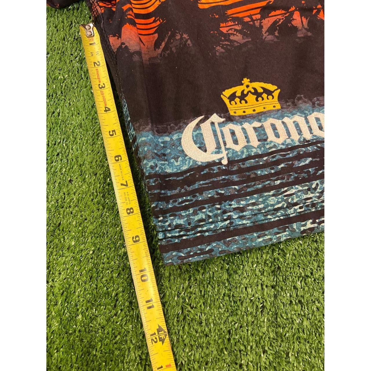 Vision Streetwear Corona Extra Board Shorts Mens Size 35 Black Sunset Trunks Size US 35 - 2 Thumbnail