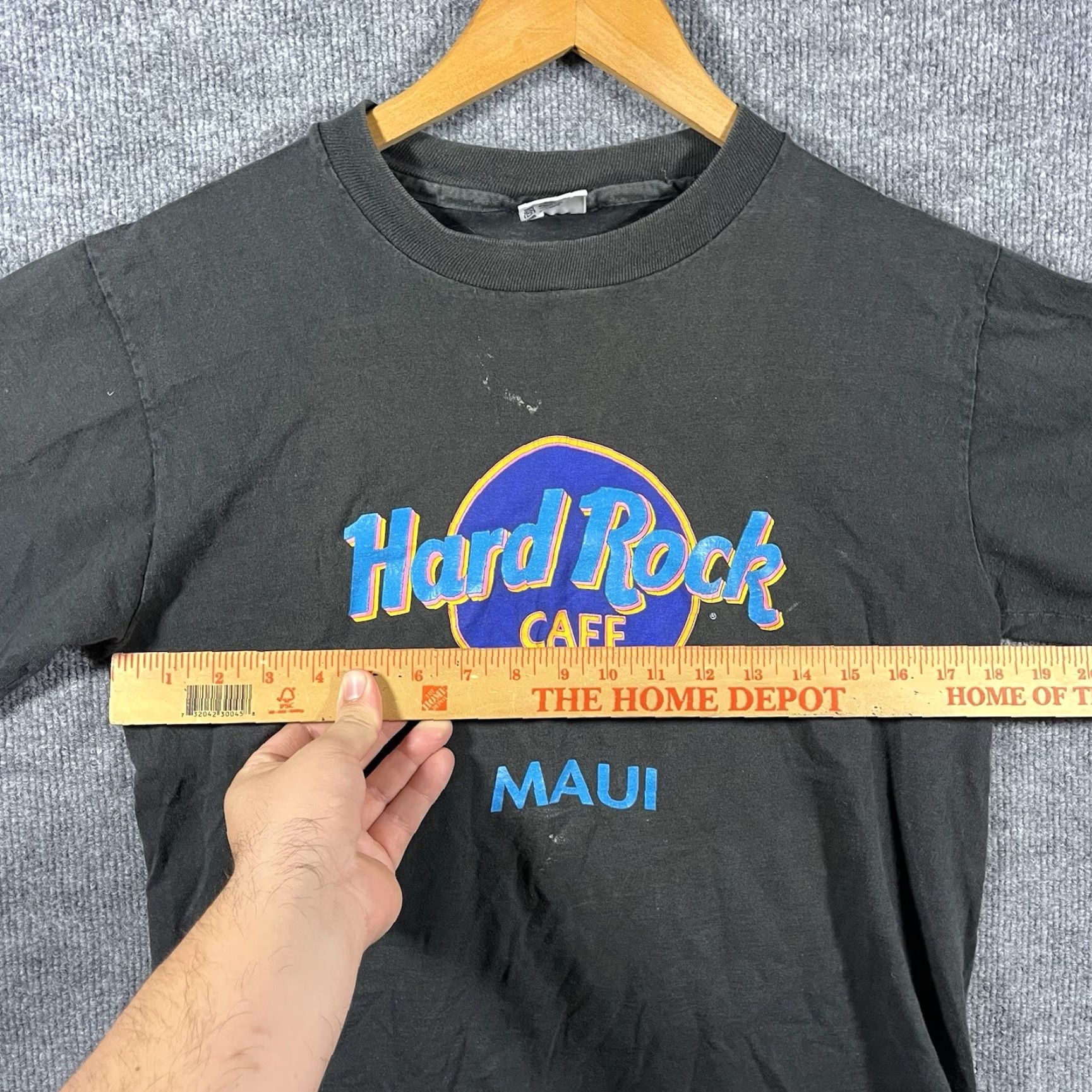 Hard Rock Cafe VINTAGE Hard Rock Cafe Maui Hawaii Graphic Black T-Shirt Medium Men 90s Graphic Print Short Sleeve Crew Neck Logo 1990s USA Size US M / EU 48-50 / 2 - 5 Thumbnail