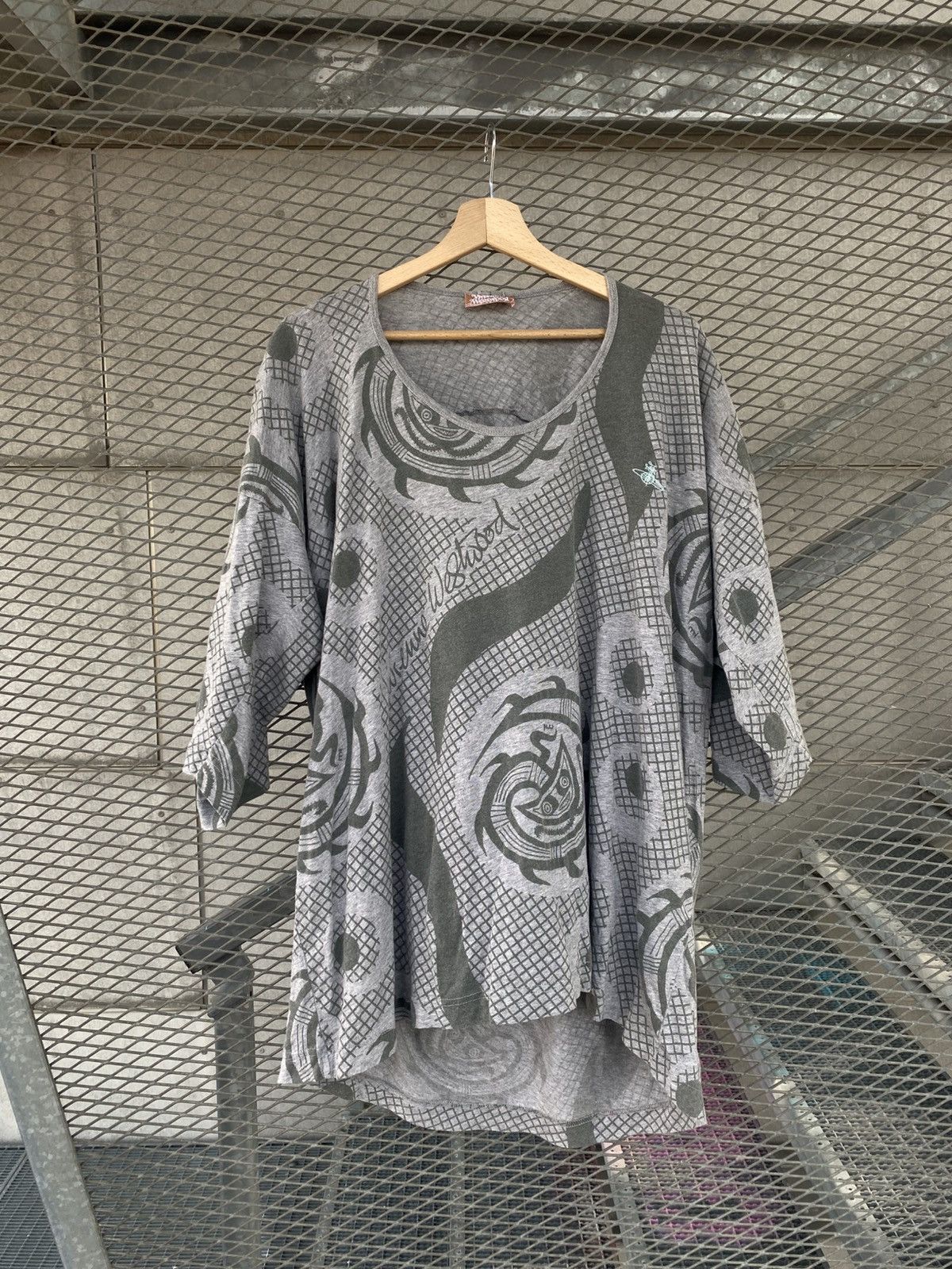 Vivienne Westwood Vivienne Westwood FW 13/14 Overprinted T-Shirt Size L / US 10 / IT 46 - 1 Thumbnail