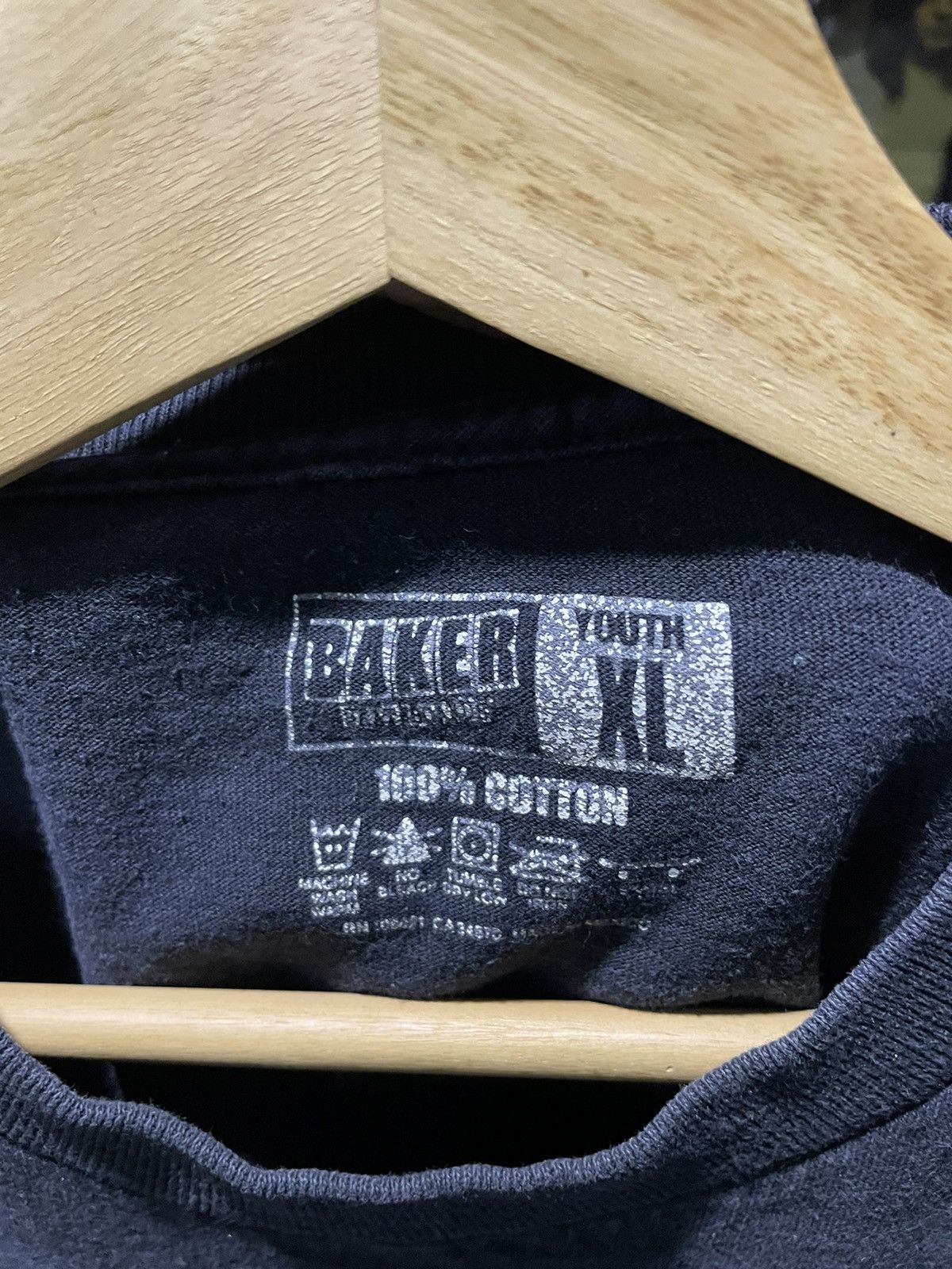 Vintage Vintage Y2K Baker Skateboard Tee Size US M / EU 48-50 / 2 - 5 Thumbnail