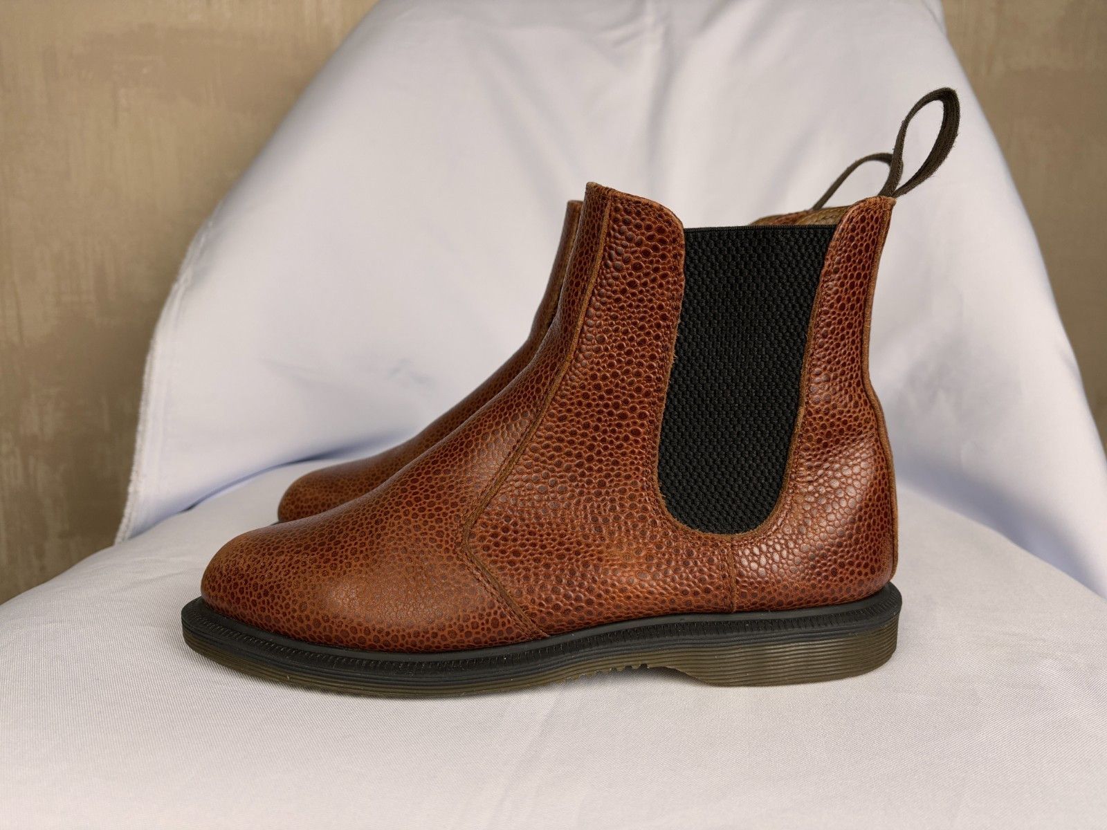 Martens Flora Chelsea Boots Leater EU 38 US Ledies