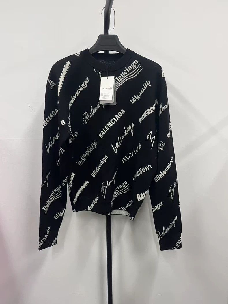 Balenciaga Balenciaga Multi-element bullet screen logo sweater Size US S / EU 44-46 / 1 - 1 Thumbnail