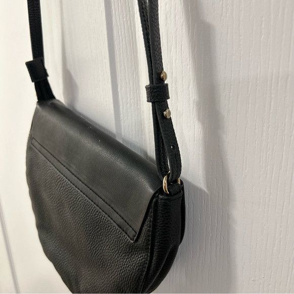 H&M H&M women's Saddle Crossbody Bag pebbled leathered Black Size ONE SIZE - 6 Thumbnail