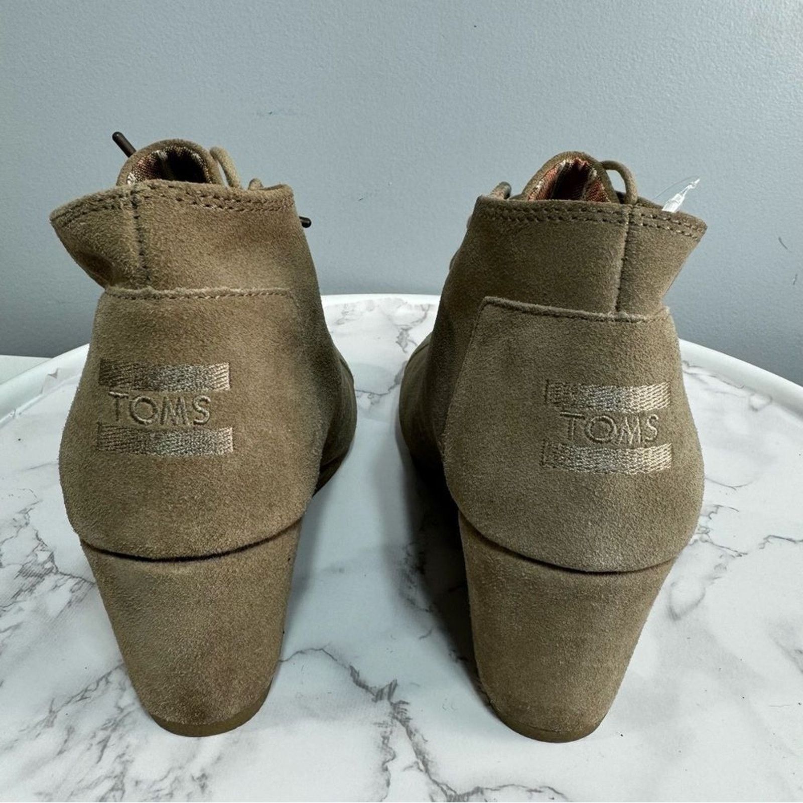 Toms Toms Women’s Wedge Boots sz 8.5 Suede Lace Up # Box H773 Size US 8.5 / IT 38.5 - 7 Thumbnail