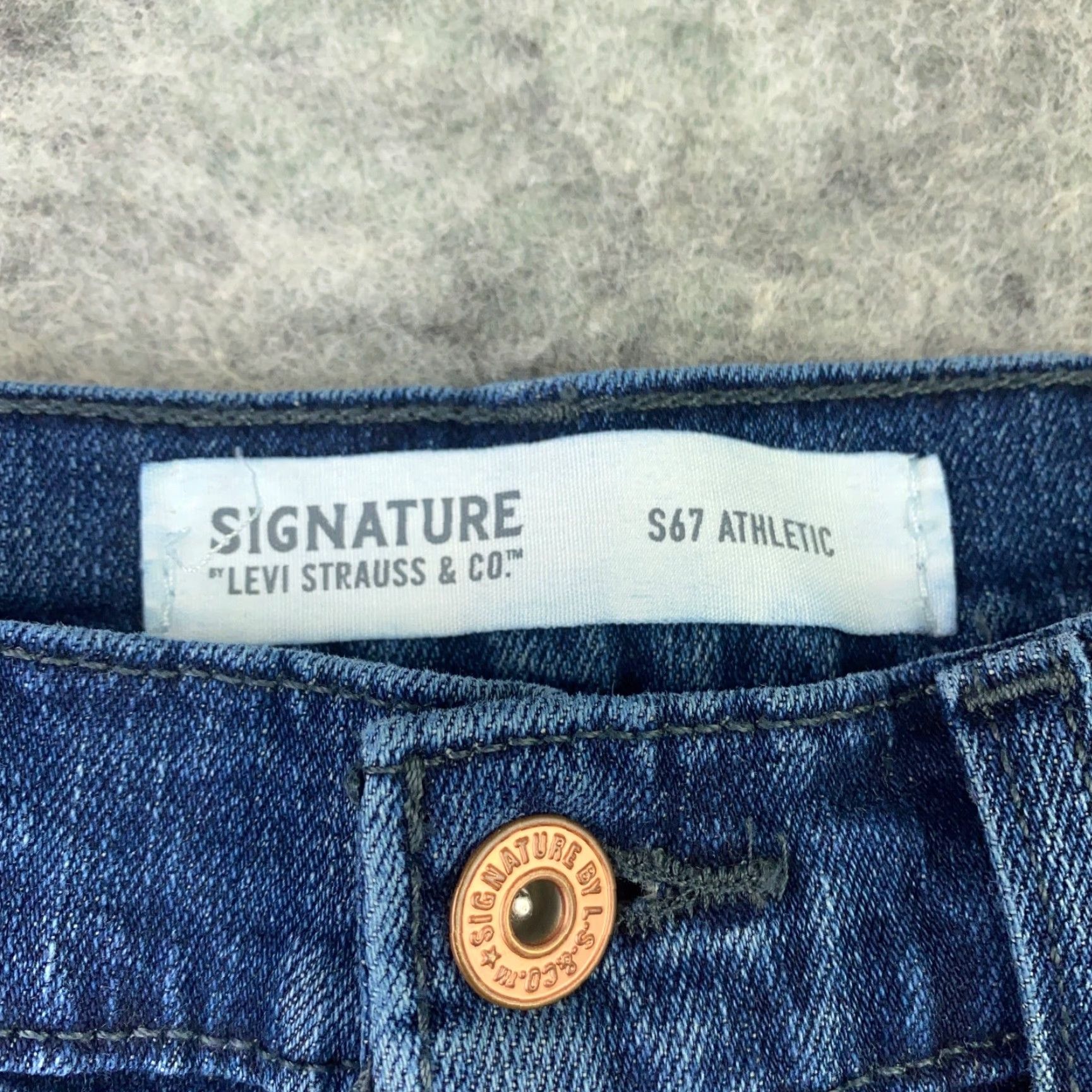 CO Signature Levi Strauss & Co. Mens Jeans 28x28 Blue Athletic Stretch Denim 5-Pocket Regular Fit Size US 29 - 3 Thumbnail