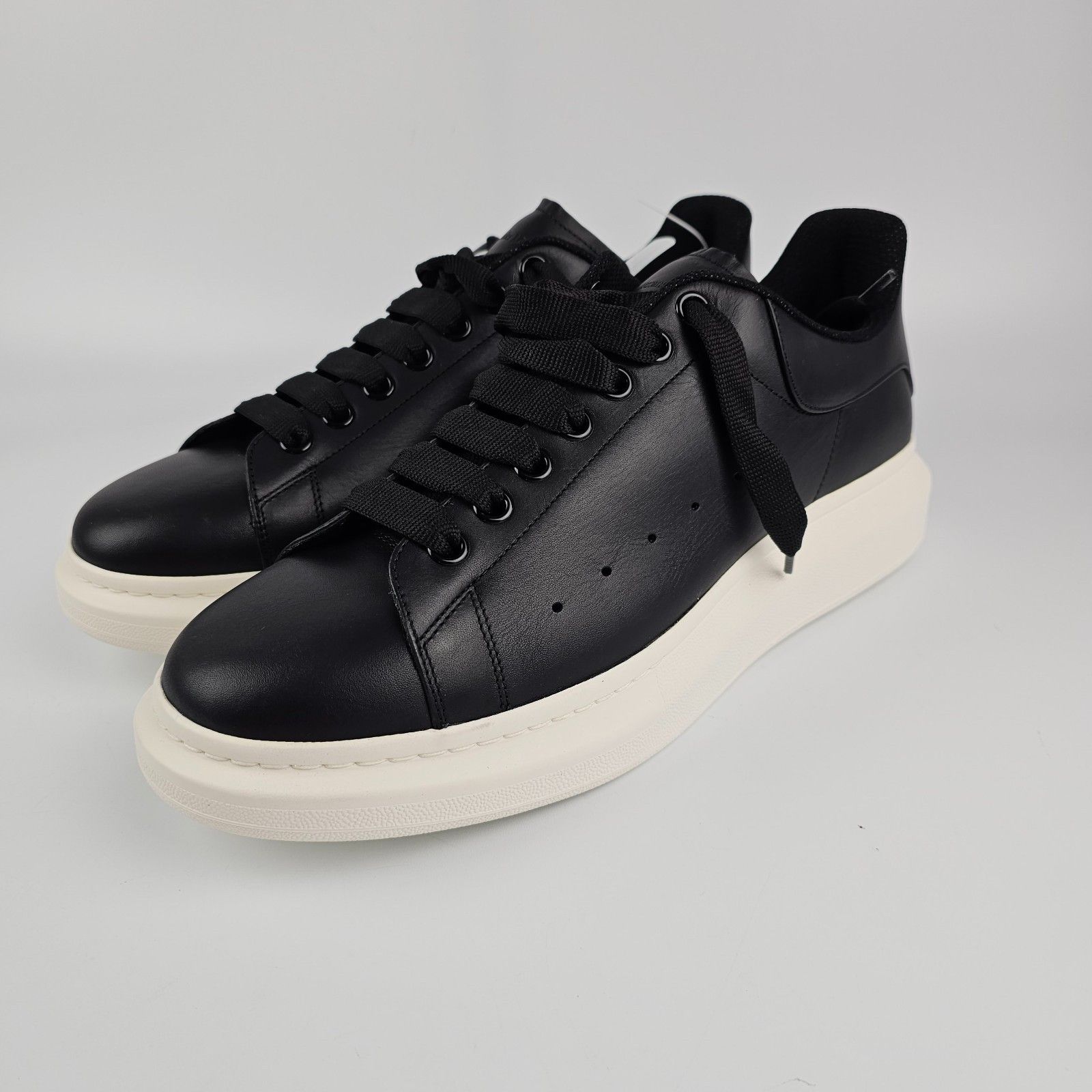 Alexander McQueen ALEXANDER MCQUEEN Oversized Men's Black Sneakers New Size US 12 / EU 45 - 5 Thumbnail