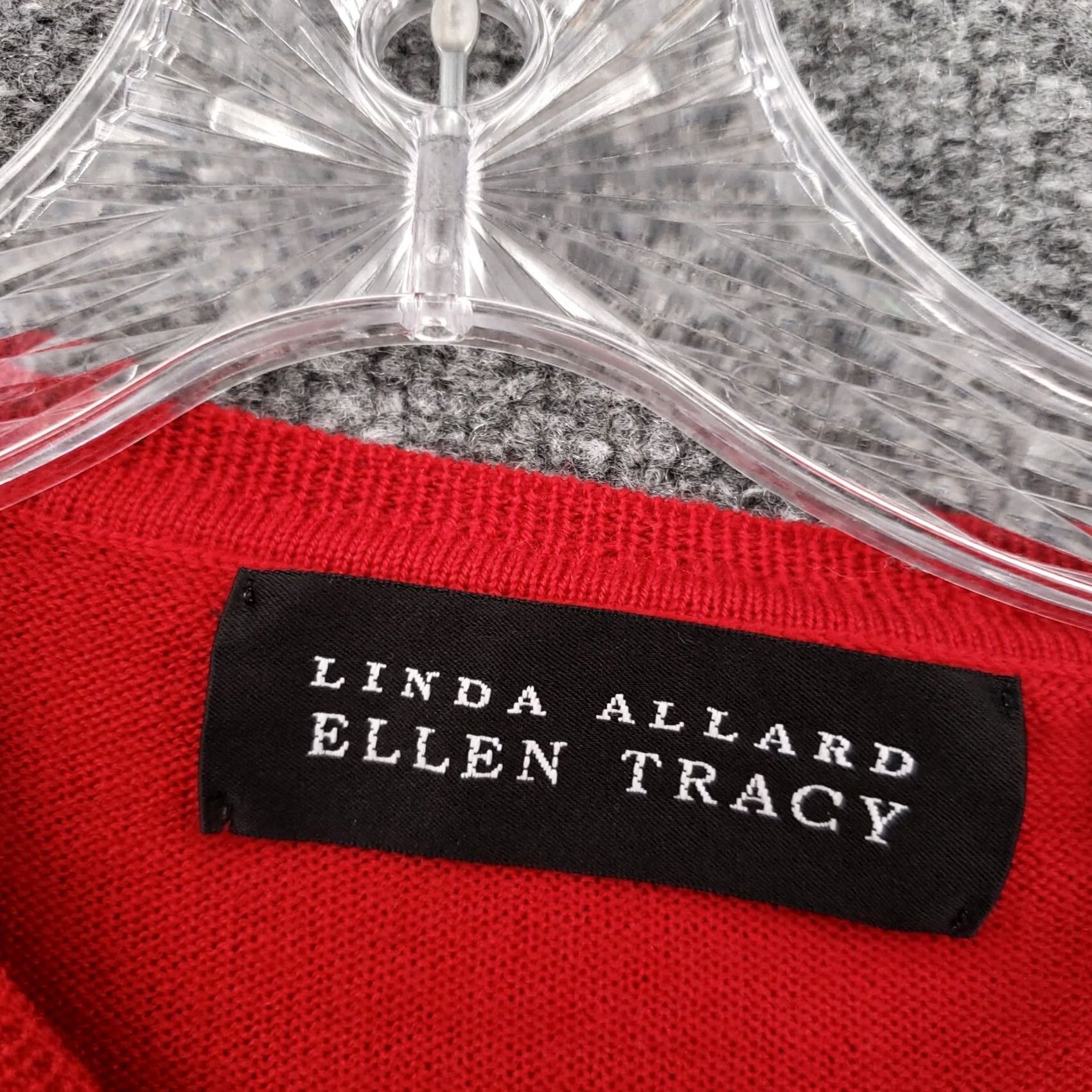 Ellen Tracy VINTAGE Ellen Tracy Sweater Womens Petite Small Red Merino Wool USA 90s Size S / US 4 / IT 40 - 7 Thumbnail