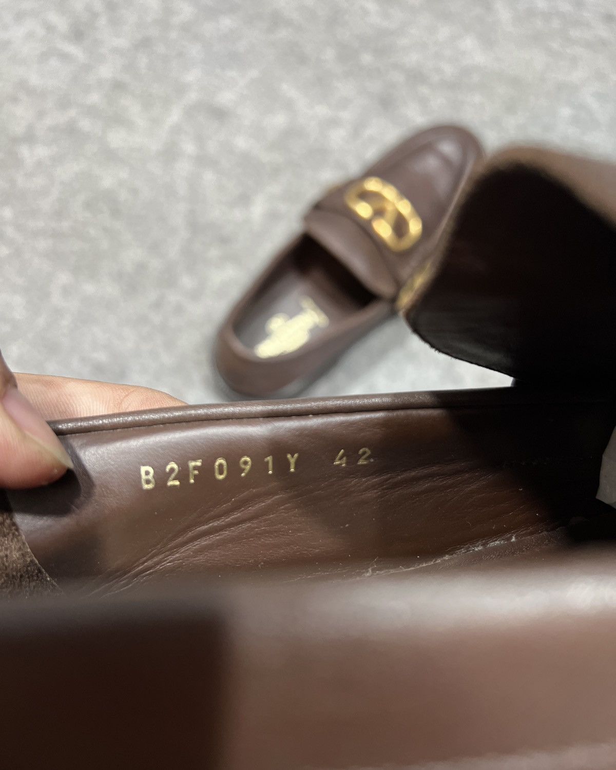 Valentino VALENTINO STUD SIGN BROWN LOAFER Size US 9 / EU 42 - 10 Thumbnail