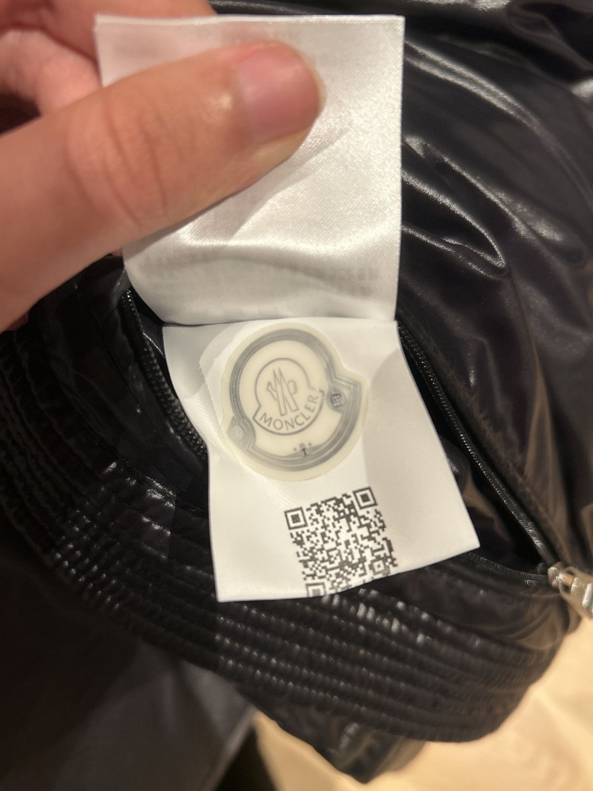 Moncler Caroux Giubbotto Moncler jacket Size US M / EU 48-50 / 2 - 9 Thumbnail