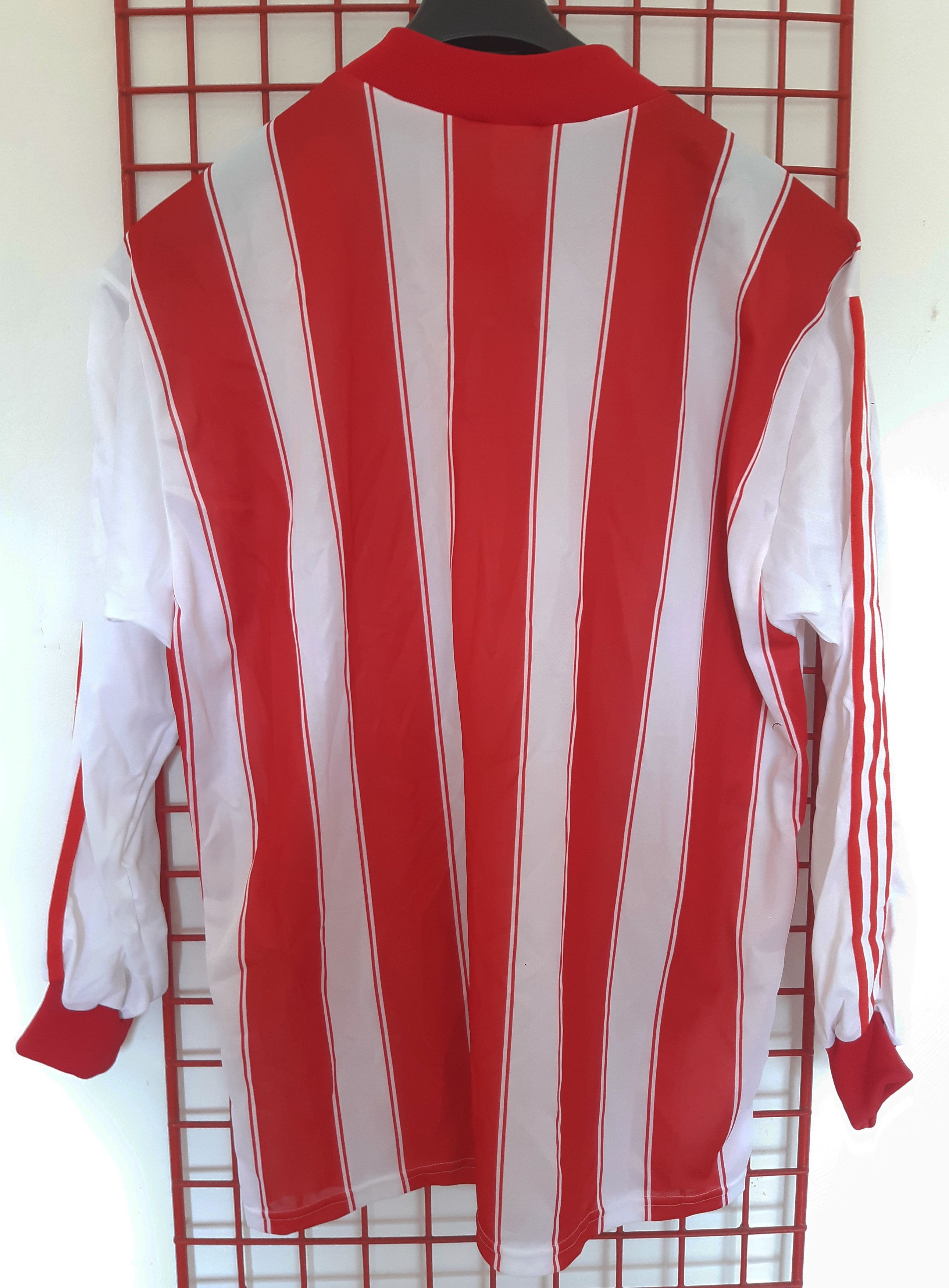 Adidas Vintage 90s ADIDAS Soccer Jersey made in England size L NWT Size US L / EU 52-54 / 3 - 2 Thumbnail
