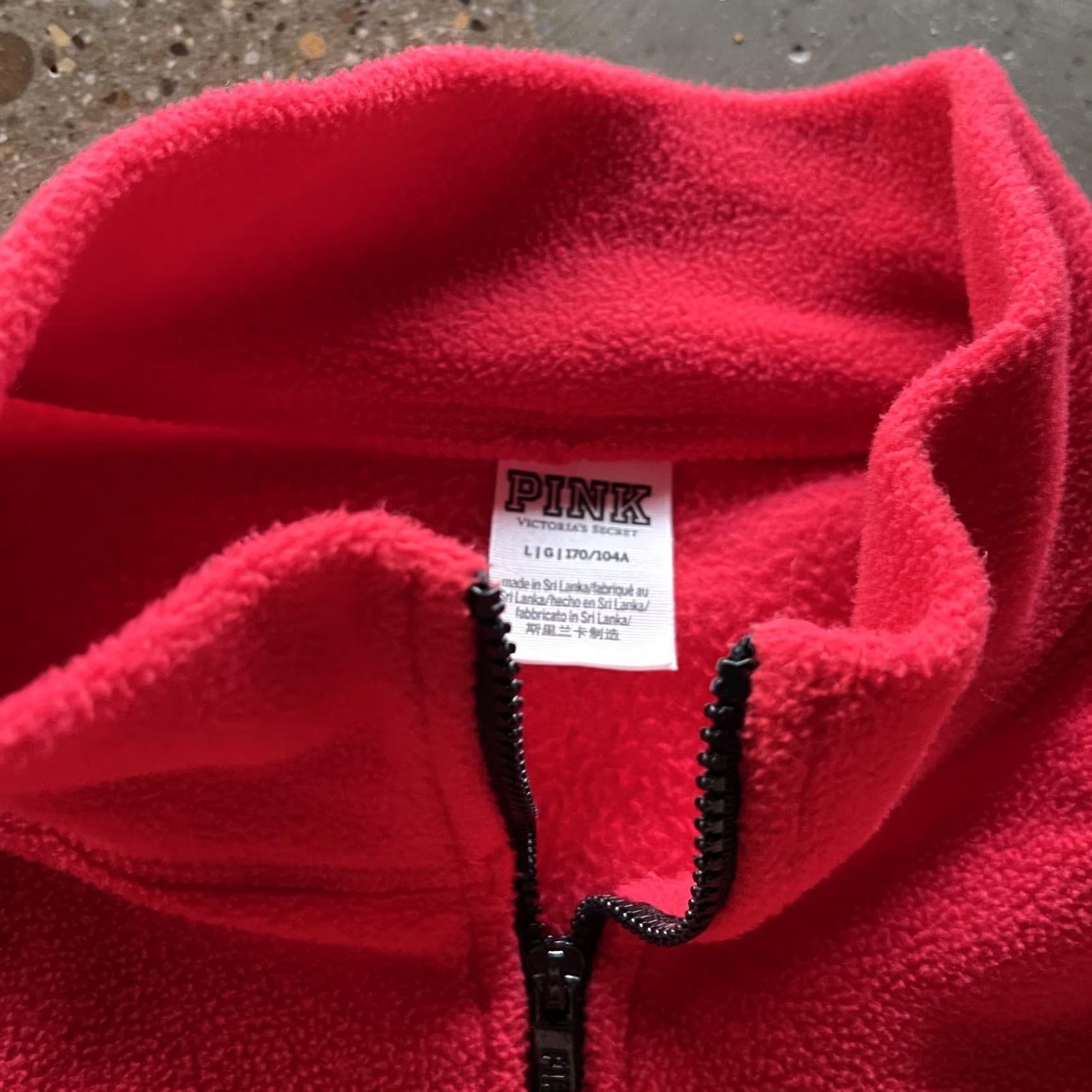 Vintage PINK Victoria's Secret Sweatshirt Womens Large Red Fleece Quarter Zip Pullover Size L / US 10 / IT 46 - 2 Thumbnail