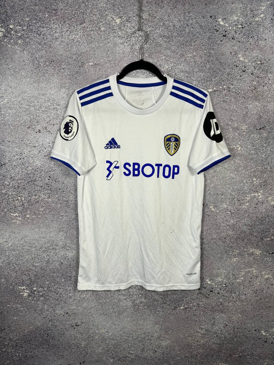 Vintage Vintage Leeds United 2021/22 Fan Soccer Jersey Small Size US S / EU 44-46 / 1 - 1 Thumbnail