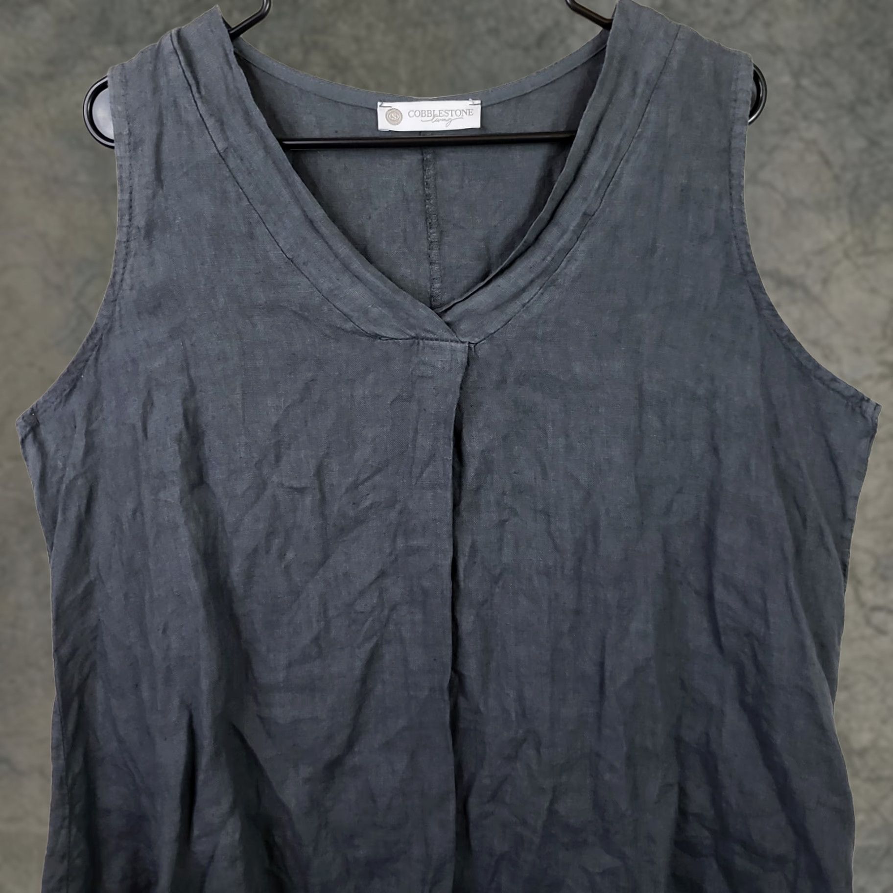 Vintage Cobblestone Living Blouse Sleeveless Tunic Women's XL Gray Linen Boat Neck Pullover Casual Boho Beach 22" ARMPIT-TO-ARMPIT Size XL / US 12-14 / IT 48-50 - 1 Thumbnail