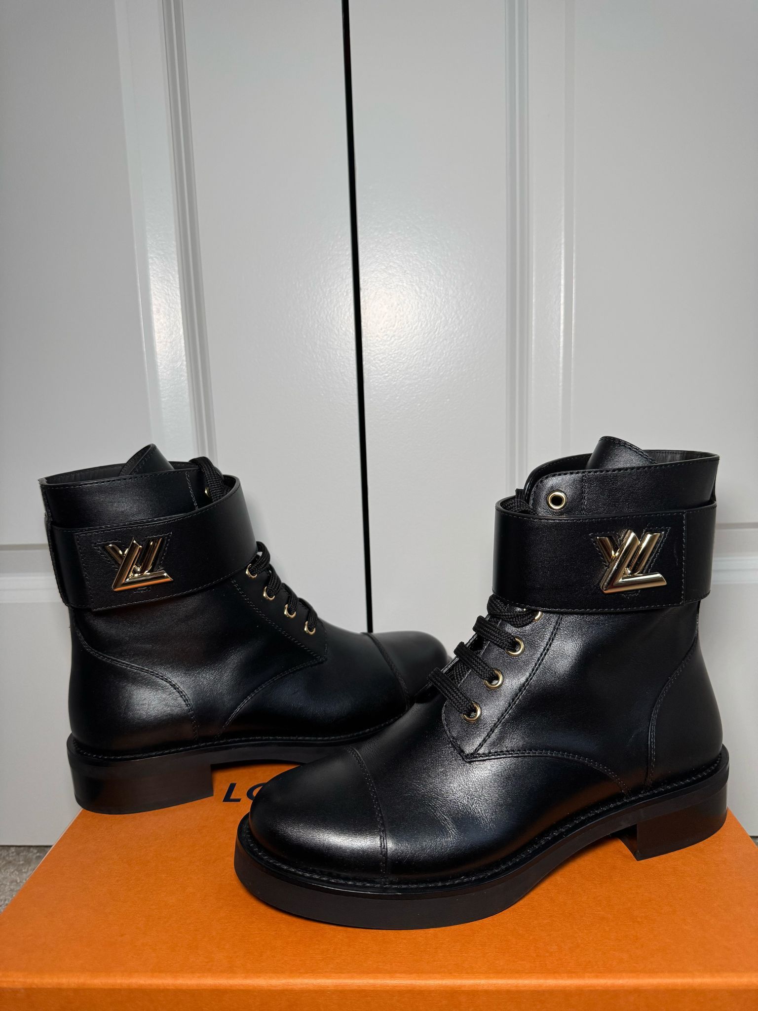 Louis Vuitton Wonderland Ranger Size US 8 / IT 38 - 17 Thumbnail