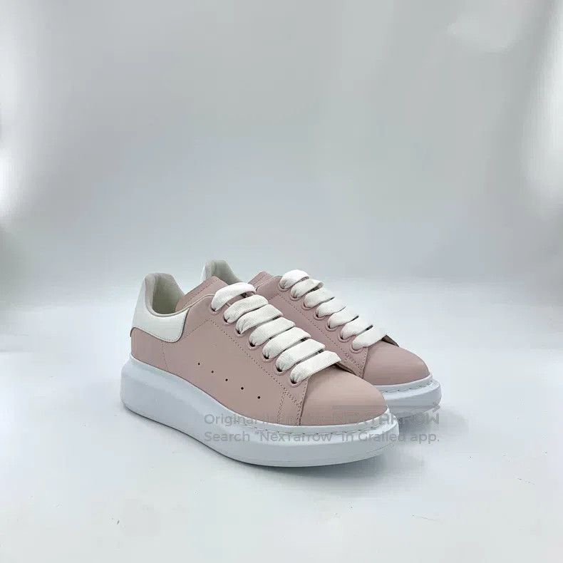 Alexander McQueen Alexander Mcqueen Pink lace-tailed casual flat sneakers Size US 7 / IT 37 - 2 Thumbnail