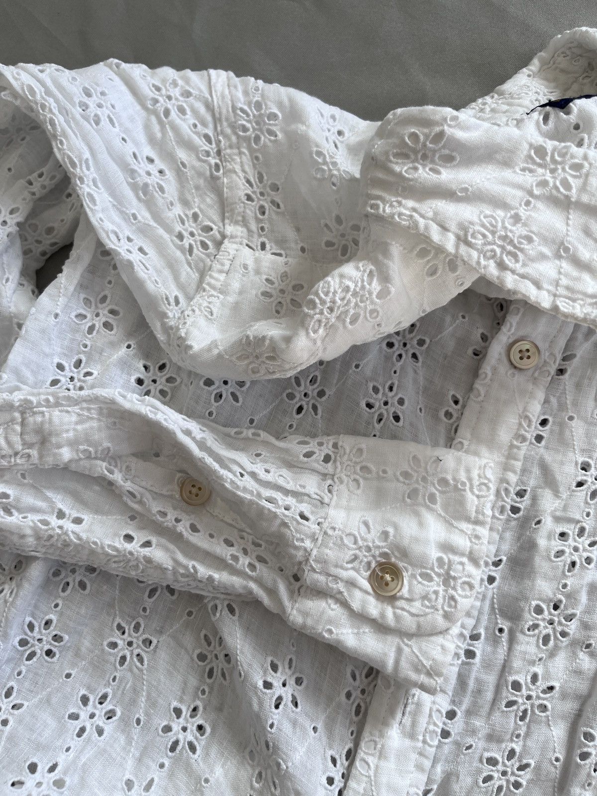 Polo Ralph Lauren Polo Ralph Lauren Eyelet Floral Sheer Button Down Shirt Size XS / US 0-2 / IT 36-38 - 7 Thumbnail