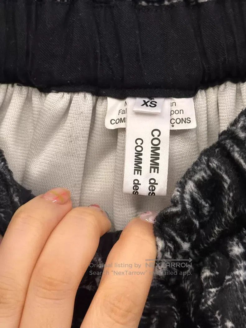 Comme des Garcons Comme des Garcons size XS Half Skirt Size 22" - 2 Thumbnail