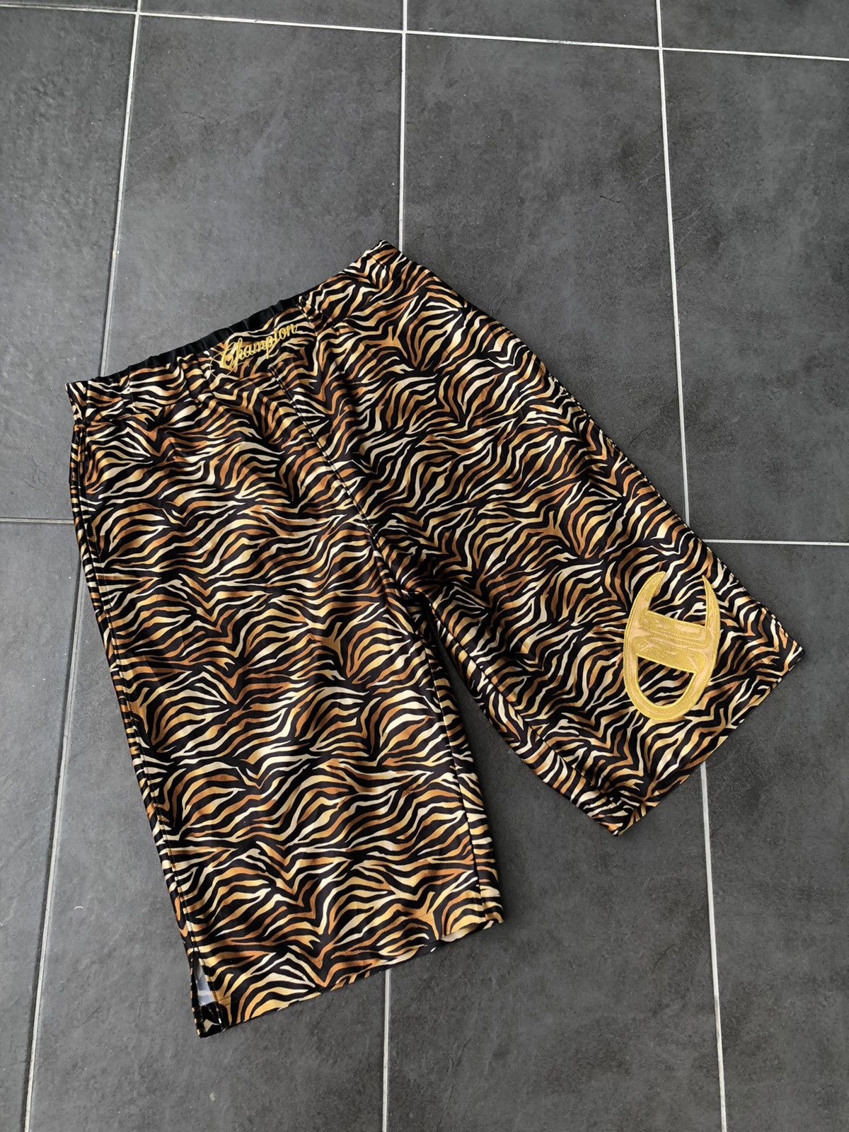 Champion CHAMPION SHORTS Size US 35 - 2 Thumbnail