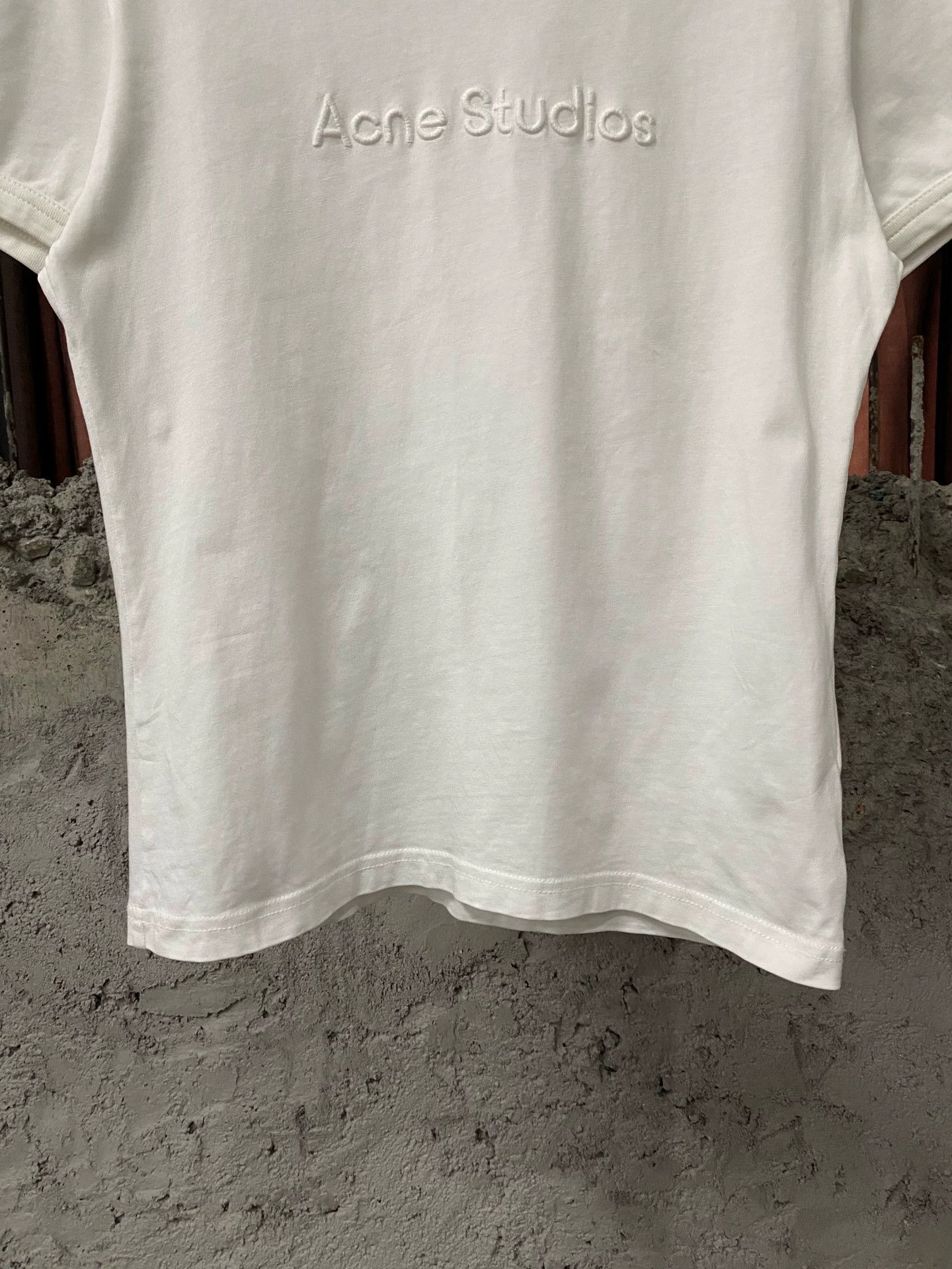 Acne Studios Acne short-sleeve tee size S new Size S / US 4 / IT 40 - 4 Thumbnail