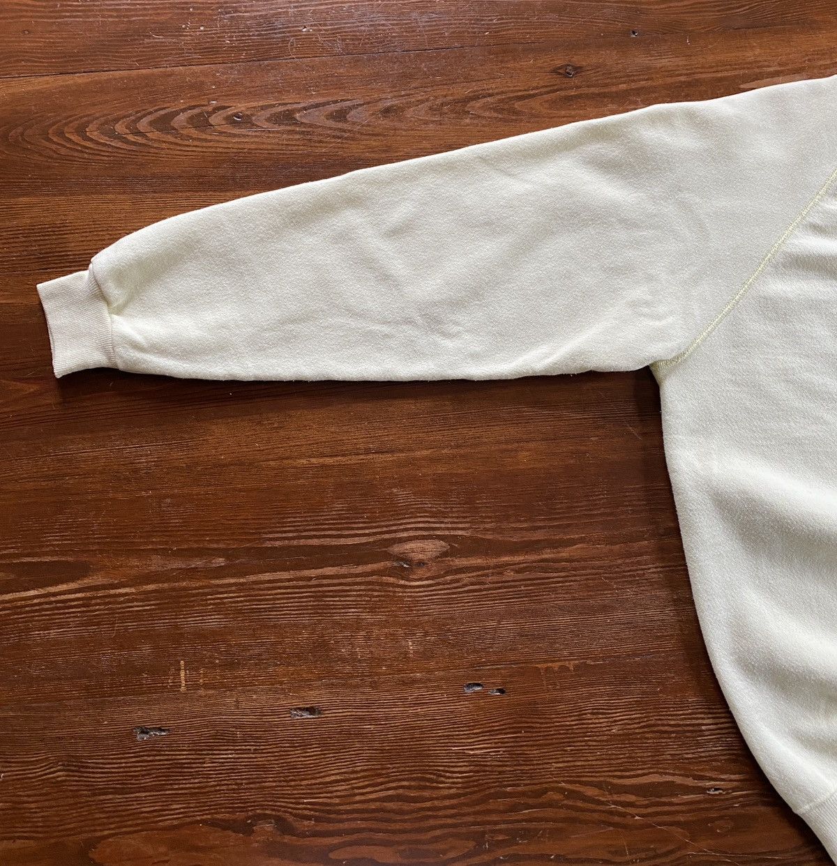 Hanes × Vintage Vintage 80’s Fox Hunt Yellow Raglan Crewneck Sweatshirt Size US L / EU 52-54 / 3 - 14 Thumbnail