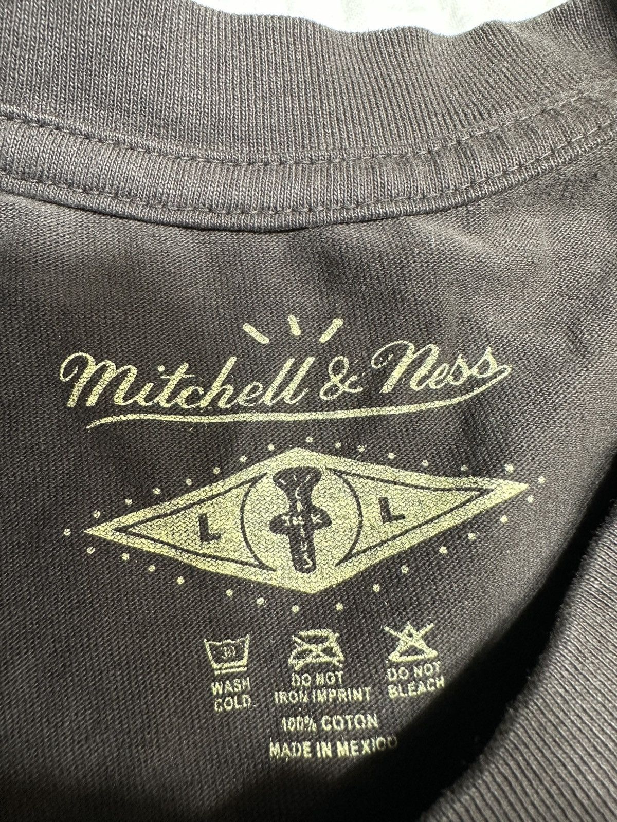 Mitchell & Ness × NCAA × Travis Scott TRAVIS SCOTT MITCHELL NESS COLLAB TEE/ HOUSTON LARGE NEW Size US L / EU 52-54 / 3 - 4 Thumbnail