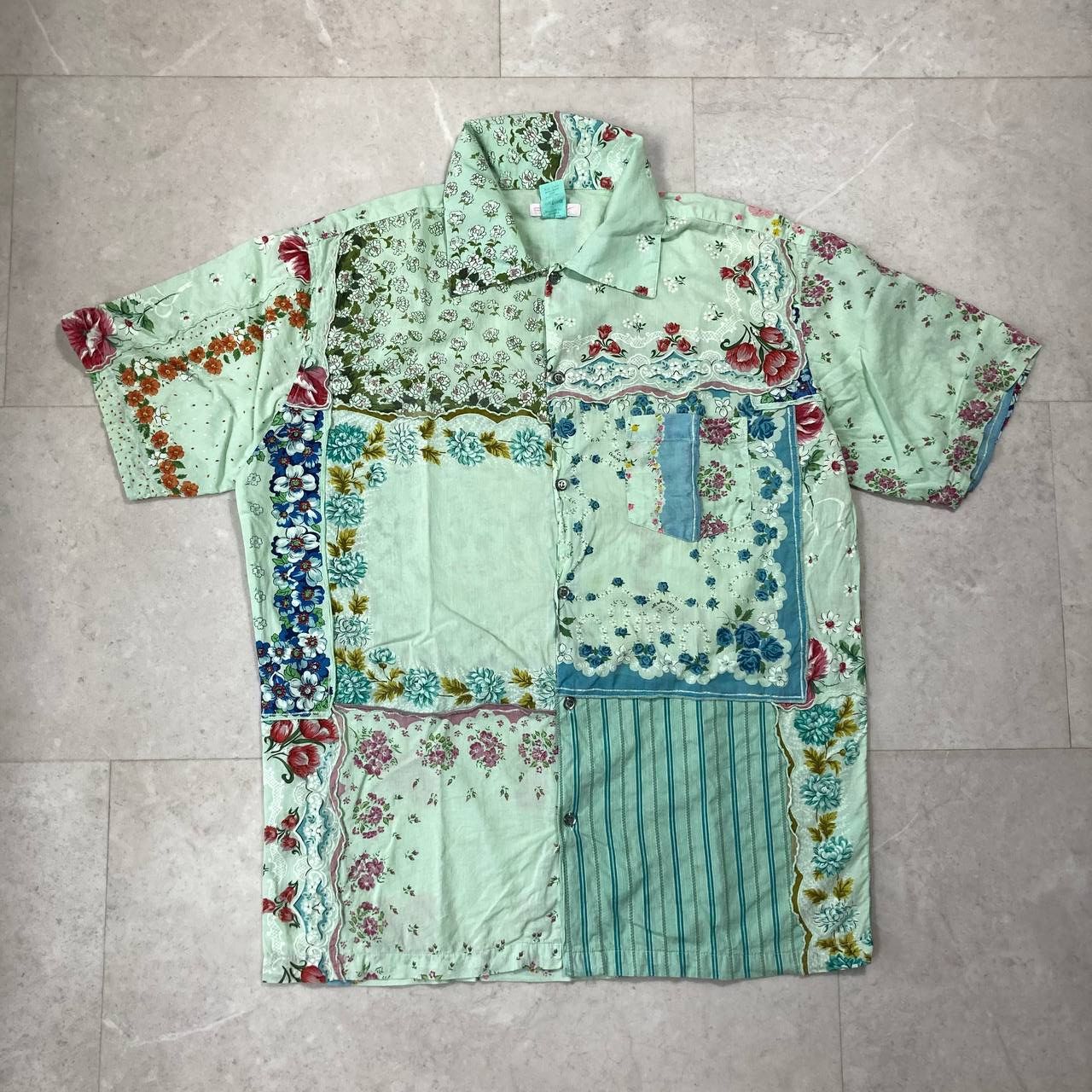Custo Barcelona Vintage Custo Barcelona Floral Flowers Shirt Size US L / EU 52-54 / 3 - 1 Thumbnail