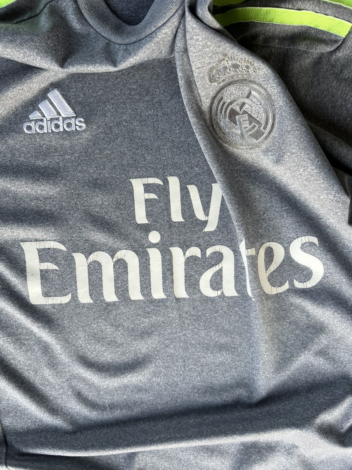 Adidas Vintage Adidas Real Madrid Galactico Soccer Futbol Jersey Size US L / EU 52-54 / 3 - 5 Thumbnail