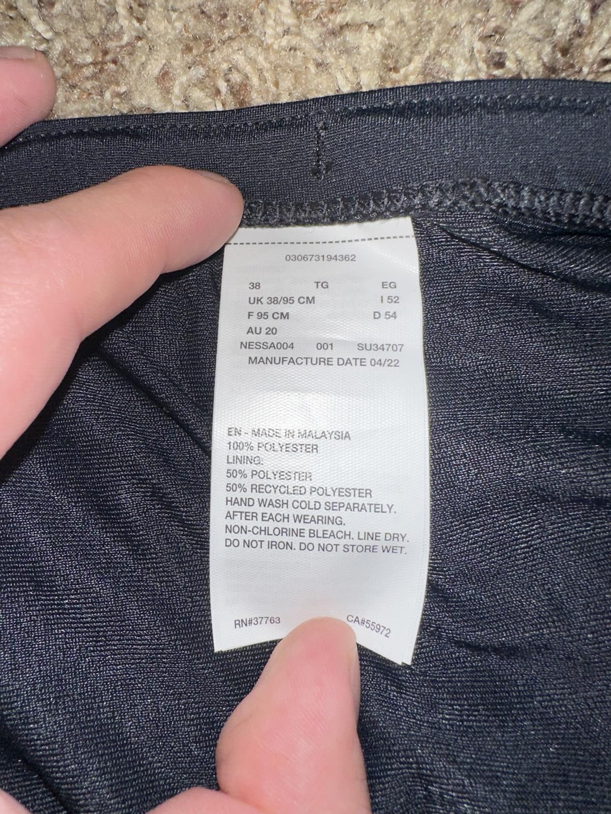 Nike Nike Men’s Hydrastrong Solid Brief Size ONE SIZE - 4 Thumbnail